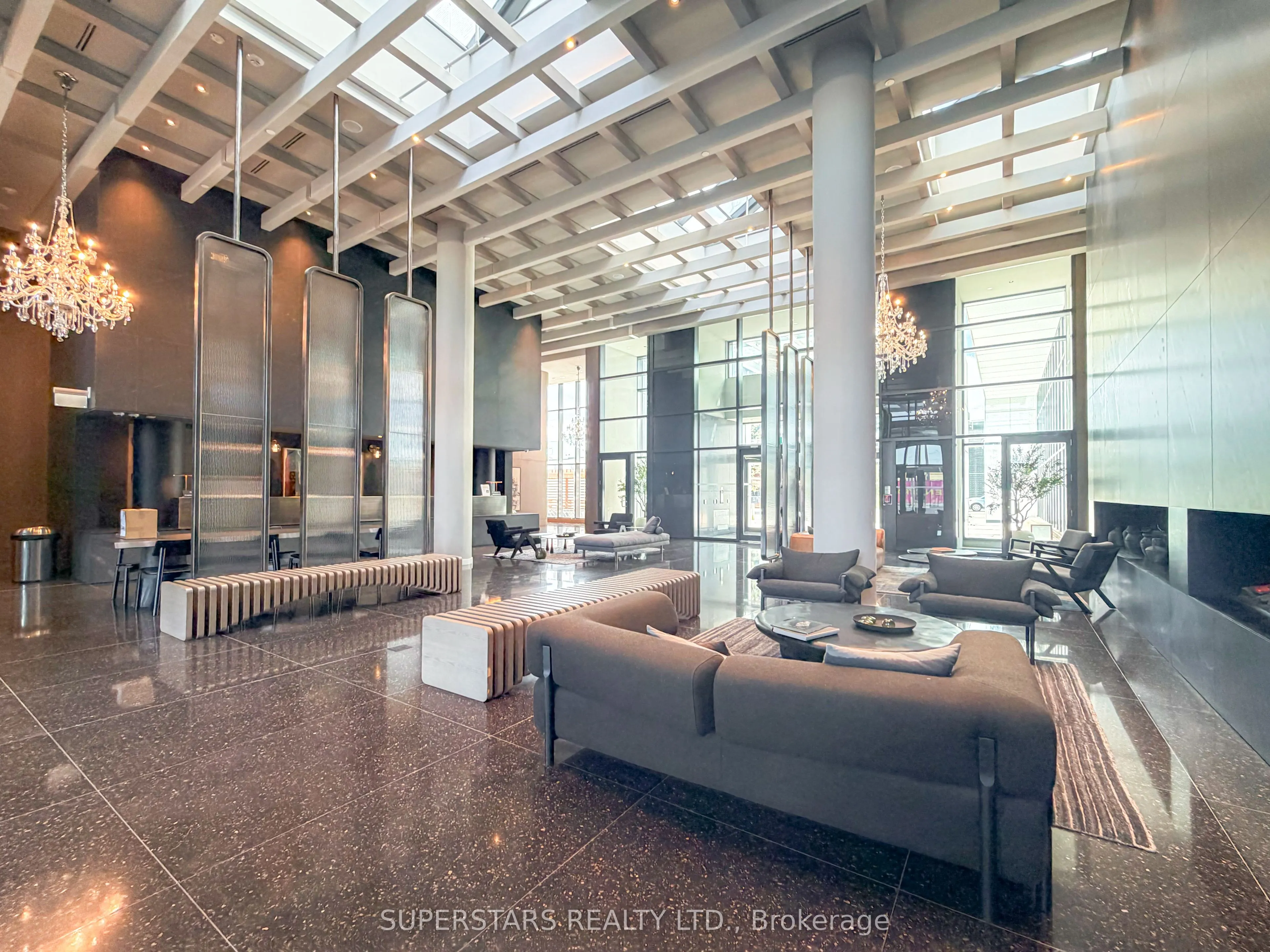 28 Interchange Way #2002