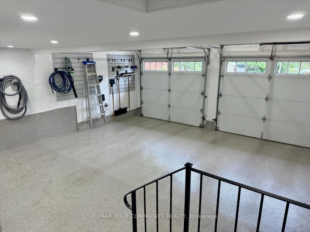 250 Roselawn Drive