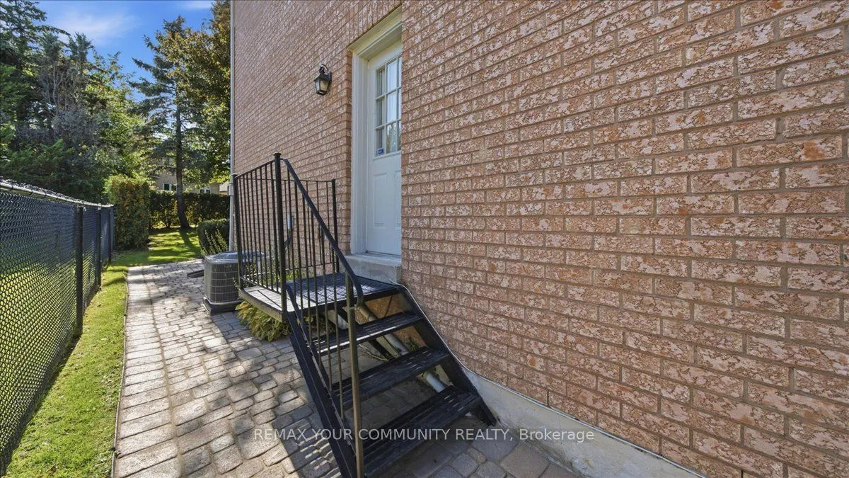 250 Roselawn Drive