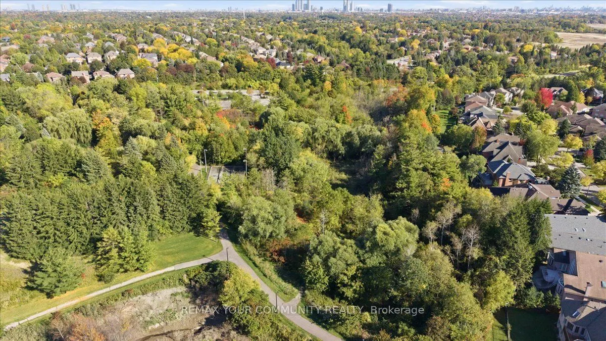 250 Roselawn Drive