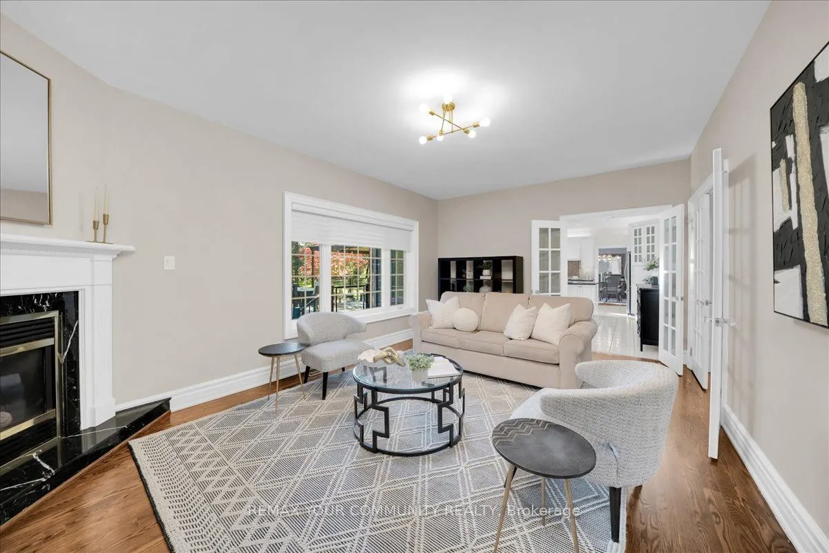 250 Roselawn Drive