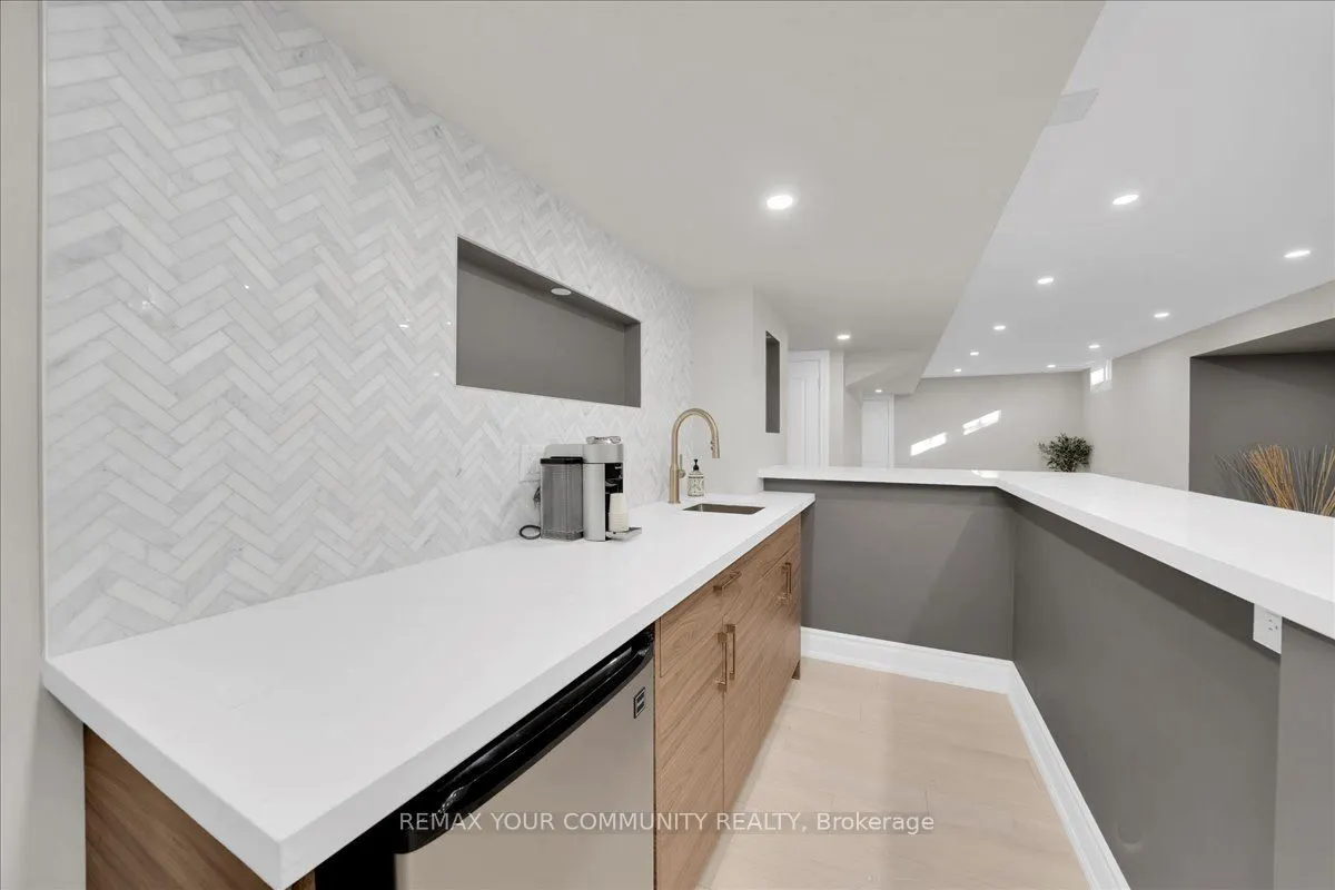 250 Roselawn Drive