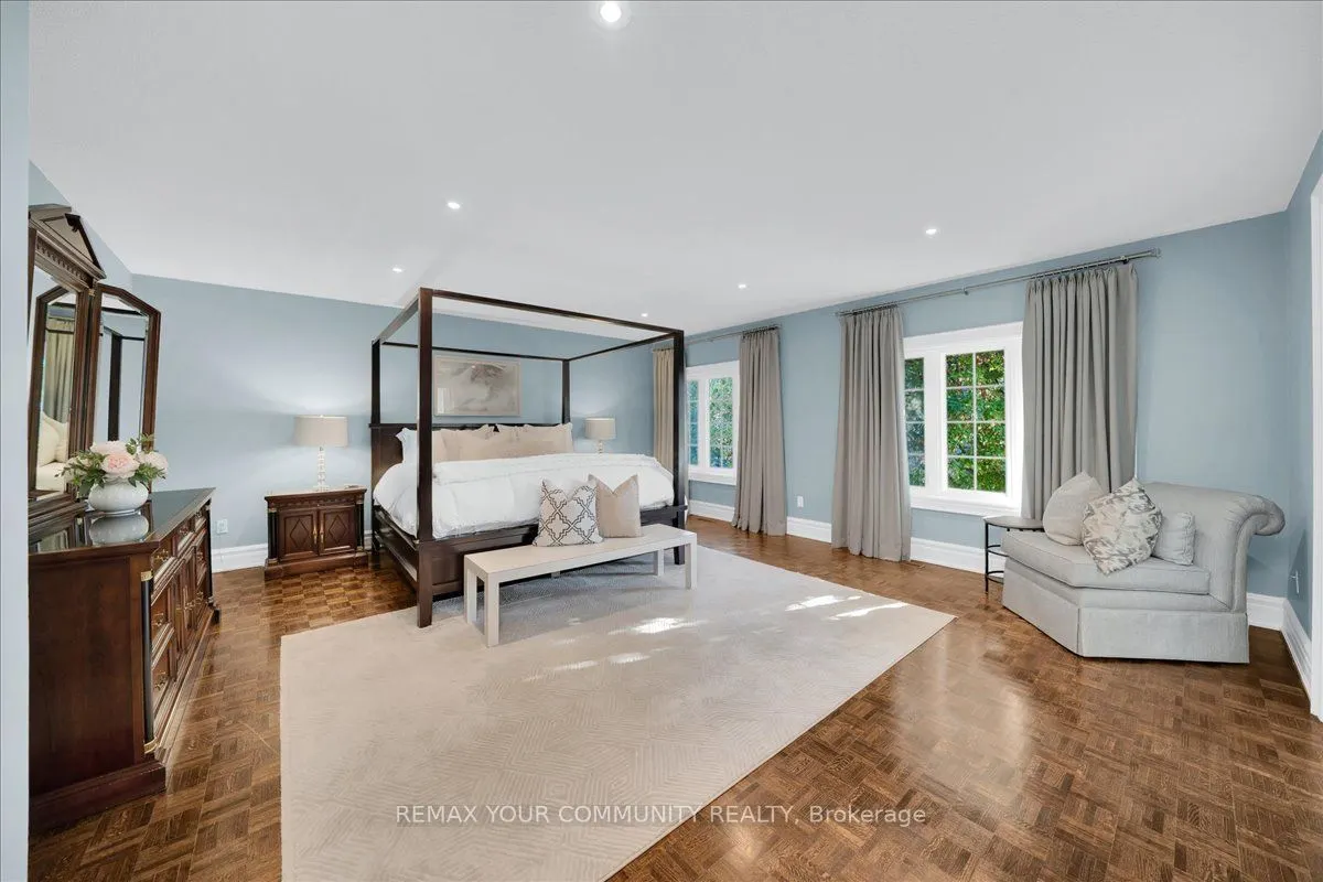 250 Roselawn Drive