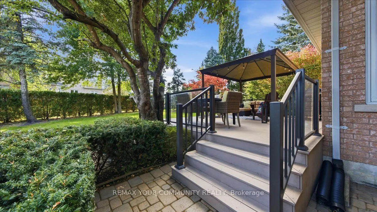 250 Roselawn Drive