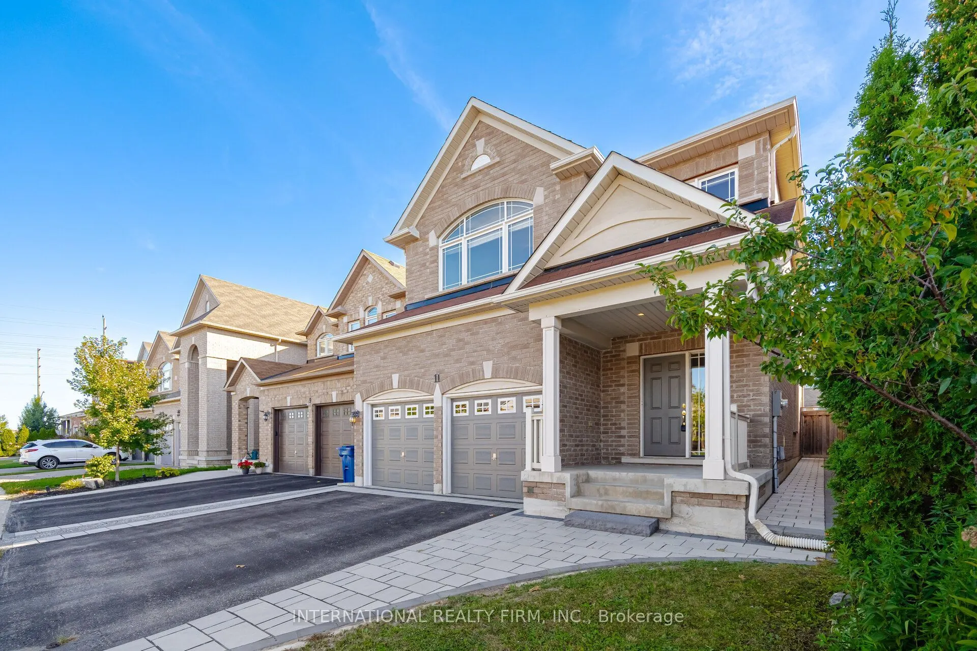 11 Lady Gwillim Avenue