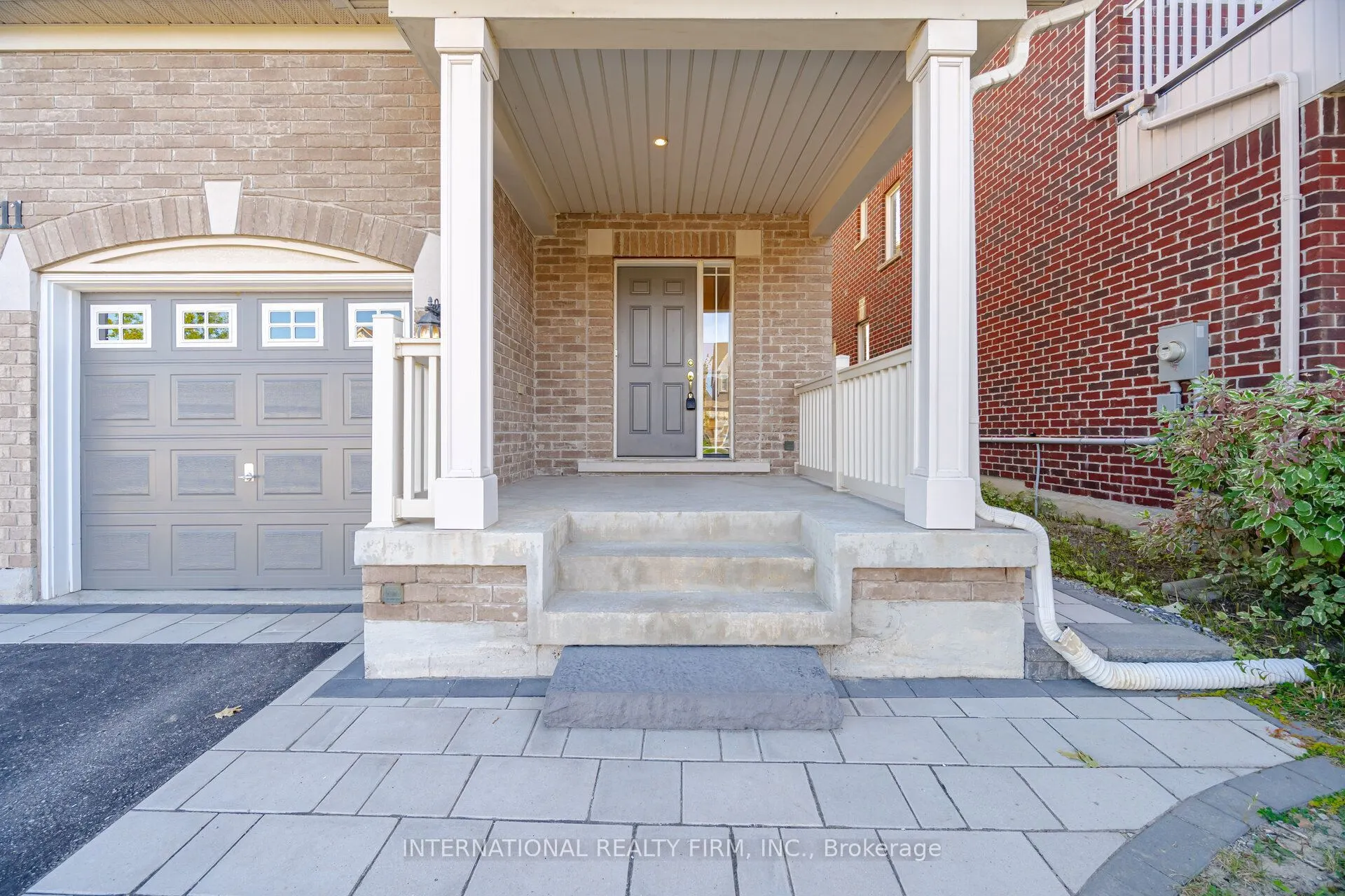 11 Lady Gwillim Avenue