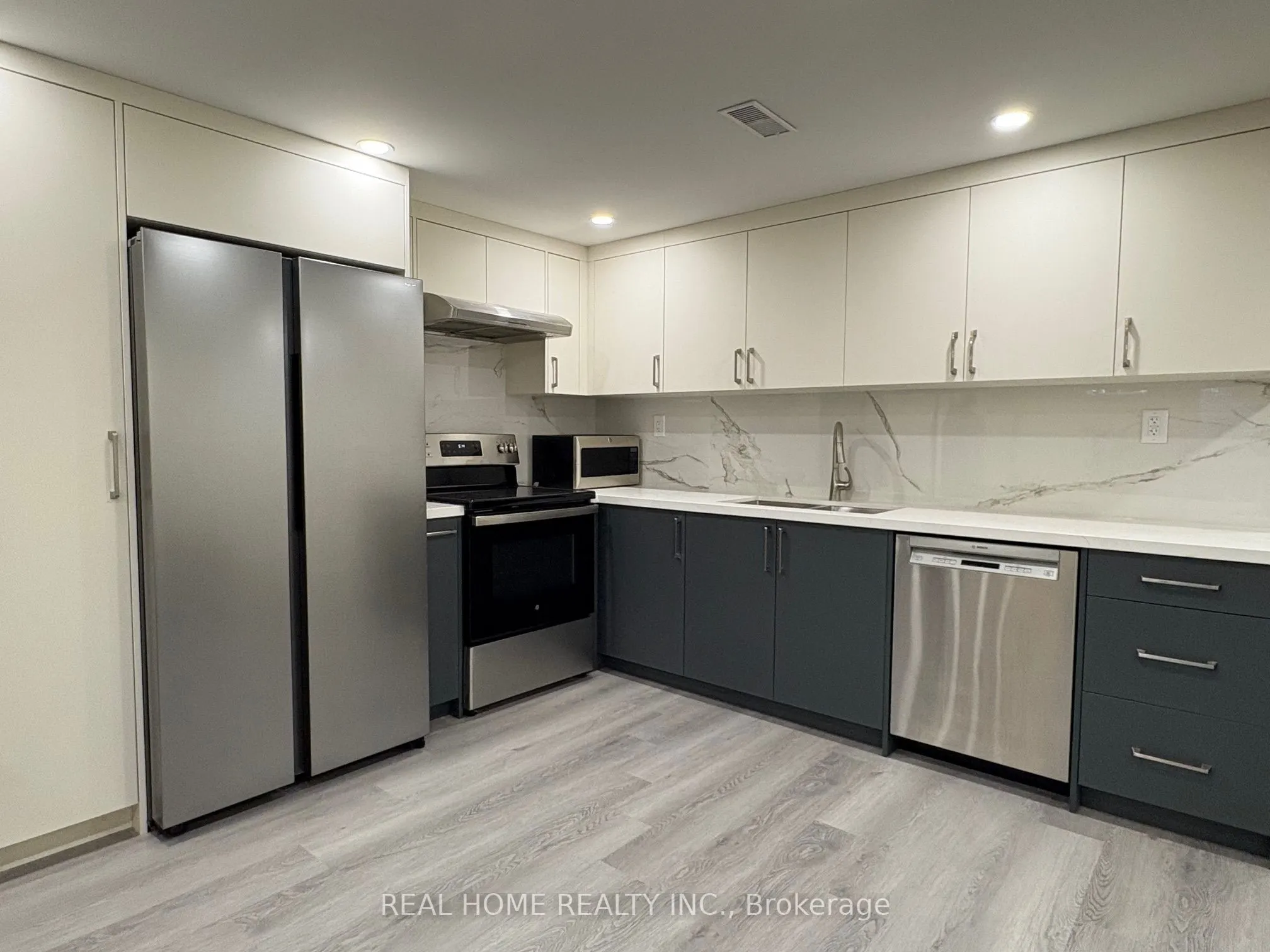 34 Lagani Avenue #Lower Level