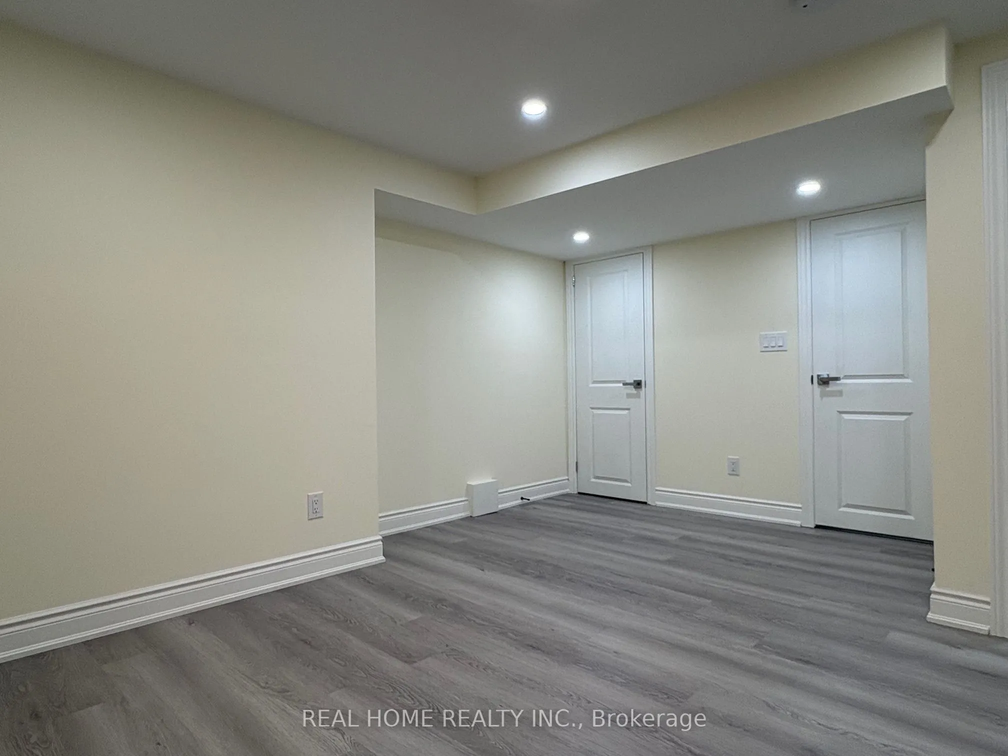 34 Lagani Avenue #Lower Level