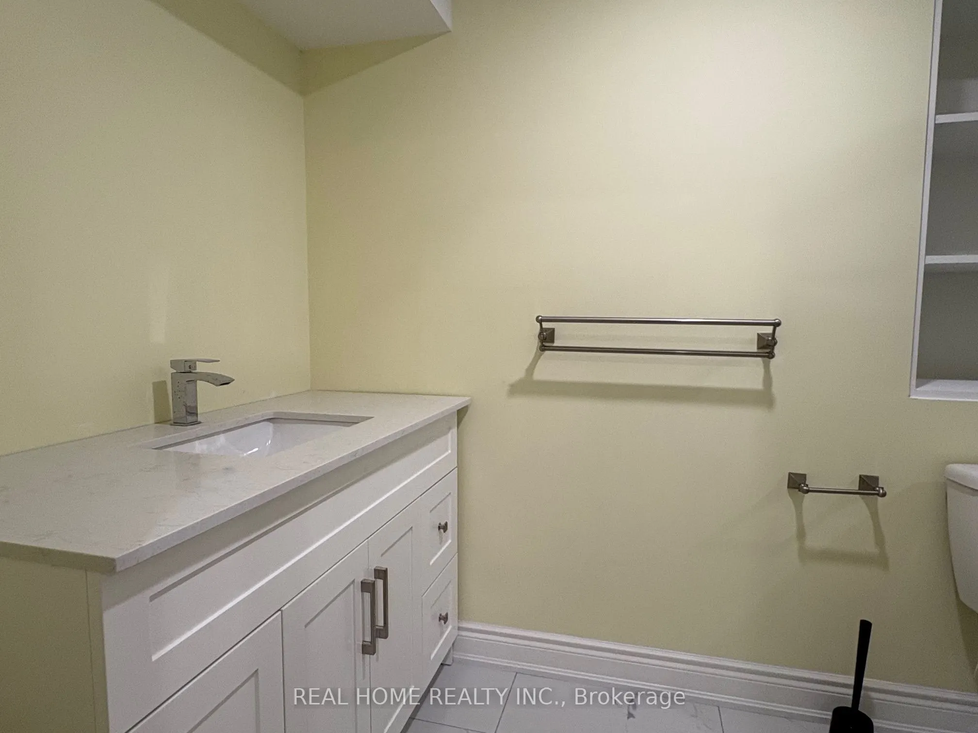 34 Lagani Avenue #Lower Level