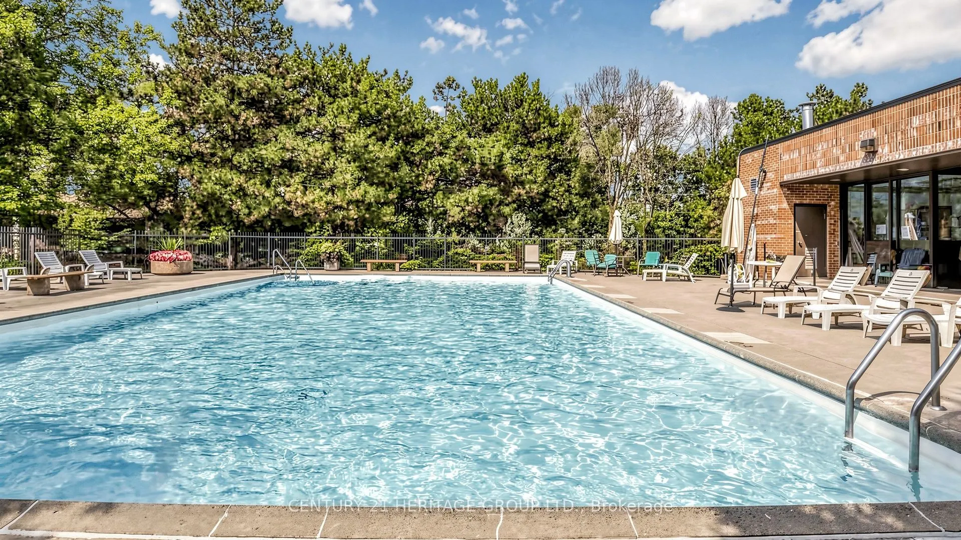 40 Baif Boulevard #406