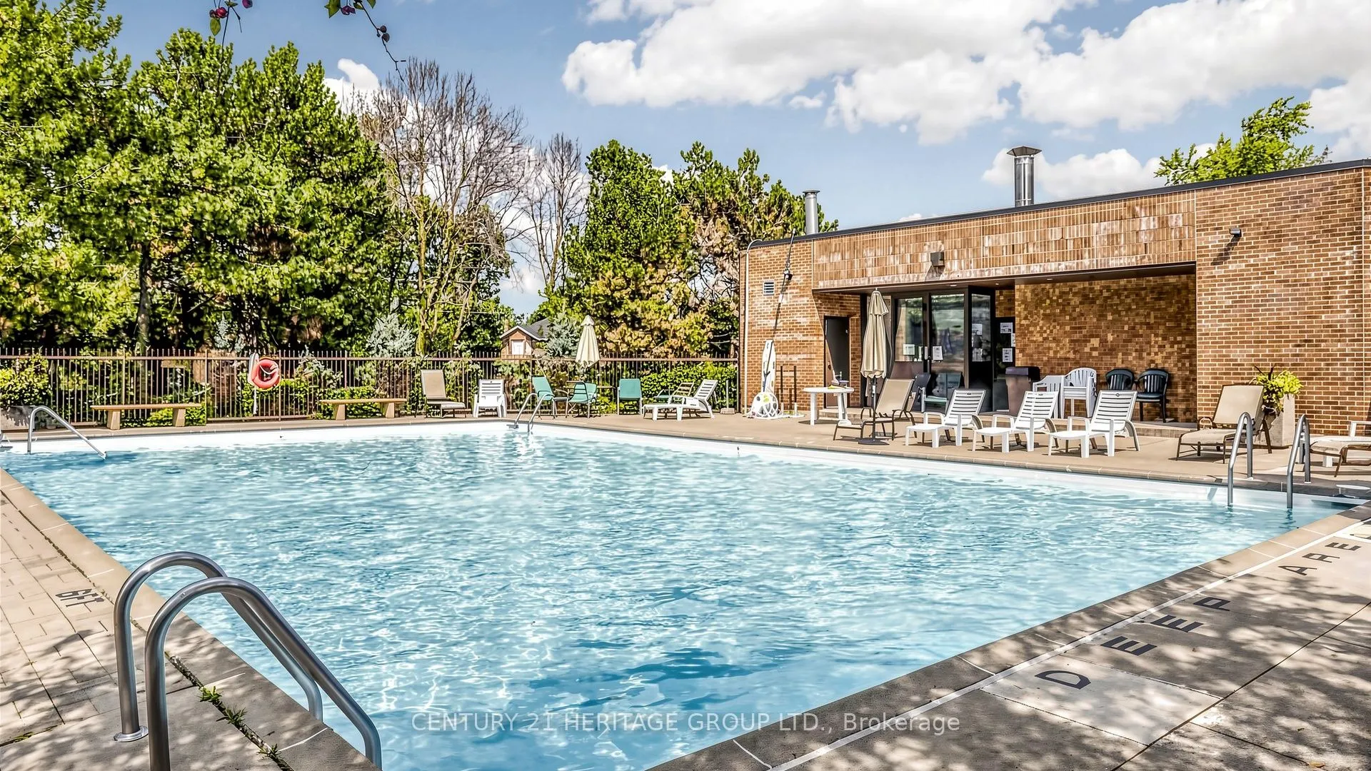 40 Baif Boulevard #406