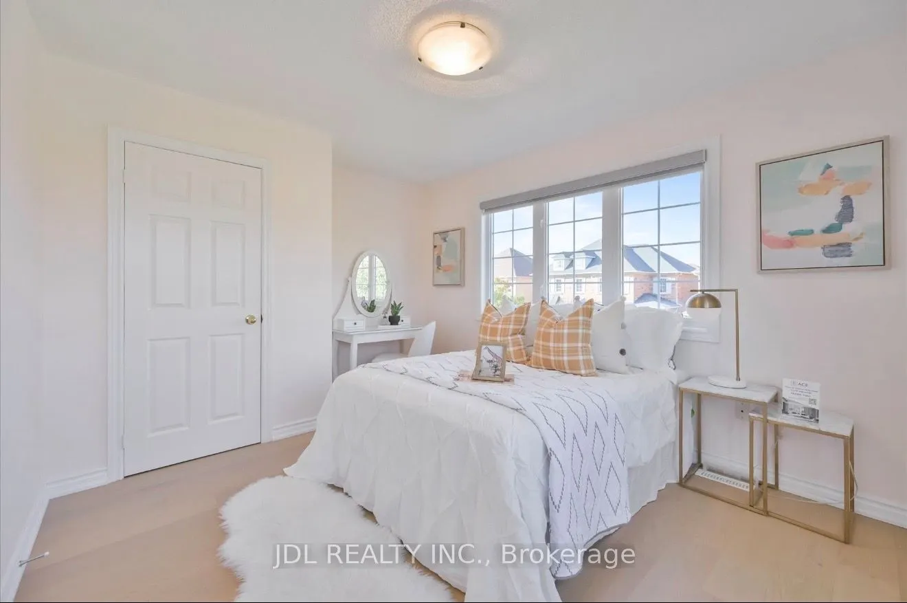 21 Iron Horse Avenue