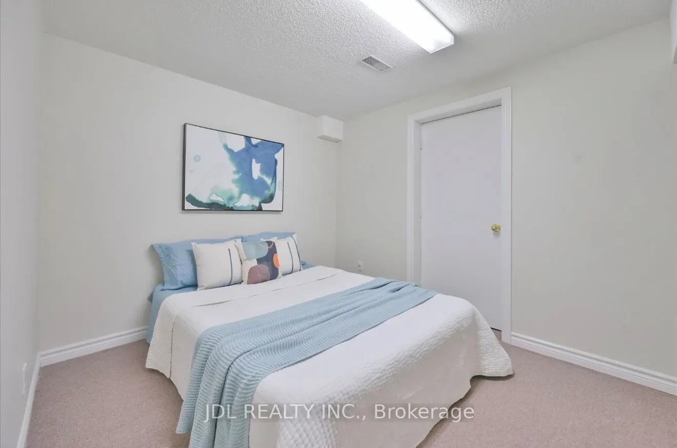 21 Iron Horse Avenue