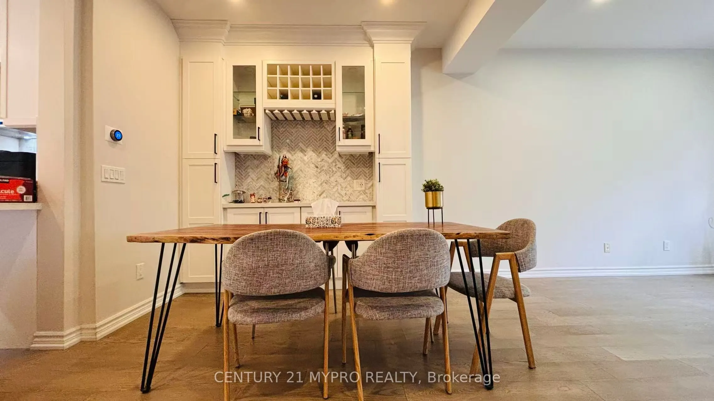 15 St Moritz Way #10