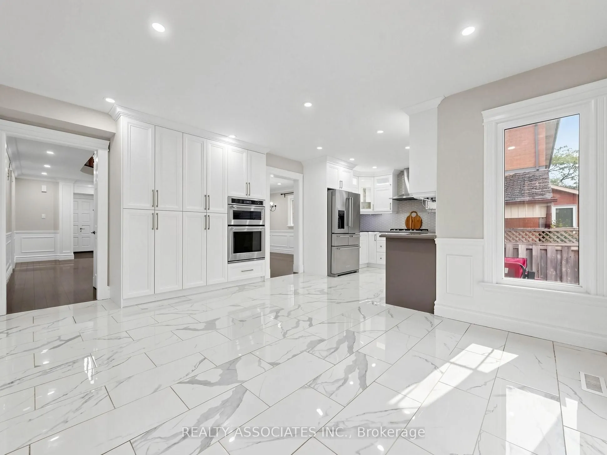 96 Zinnia Place S