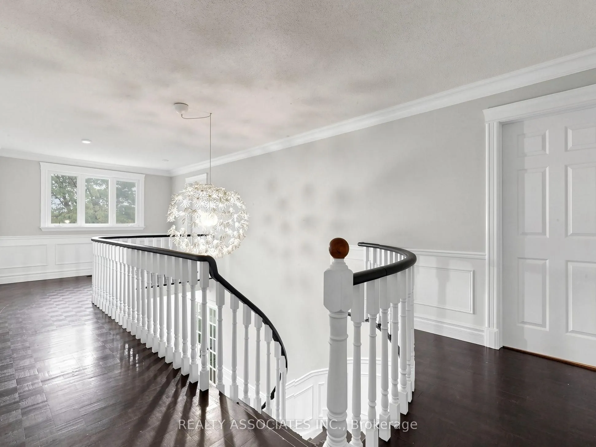 96 Zinnia Place S