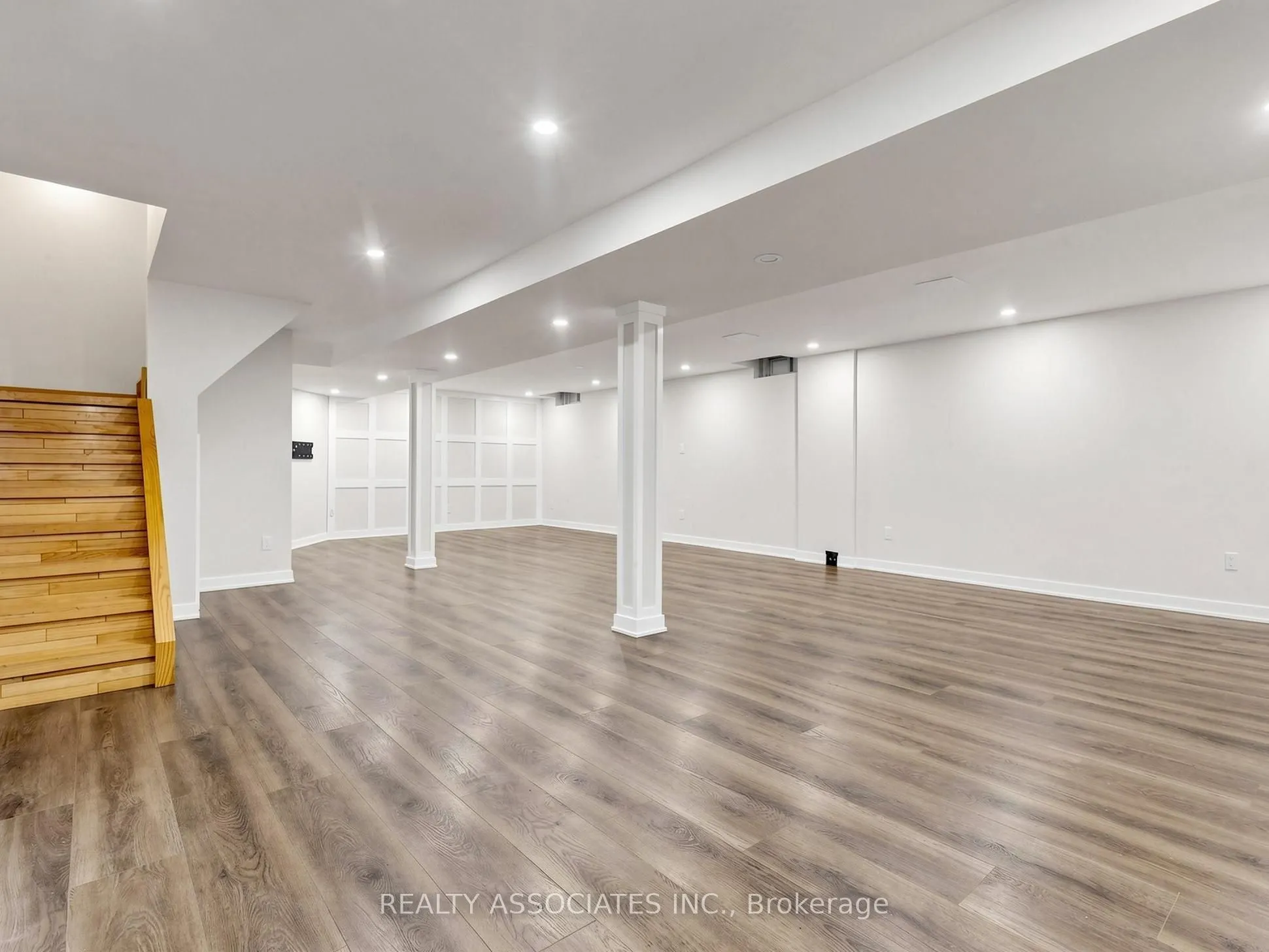 96 Zinnia Place S