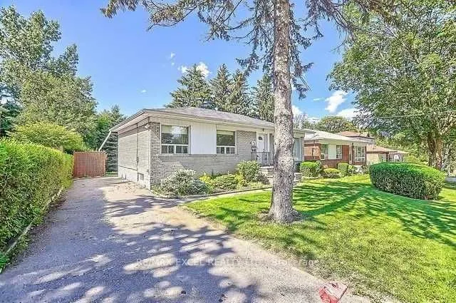 43 Boothbay Crescent #(Lower Level)