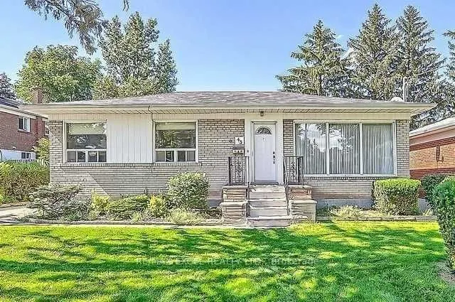 43 Boothbay Crescent #(Lower Level)