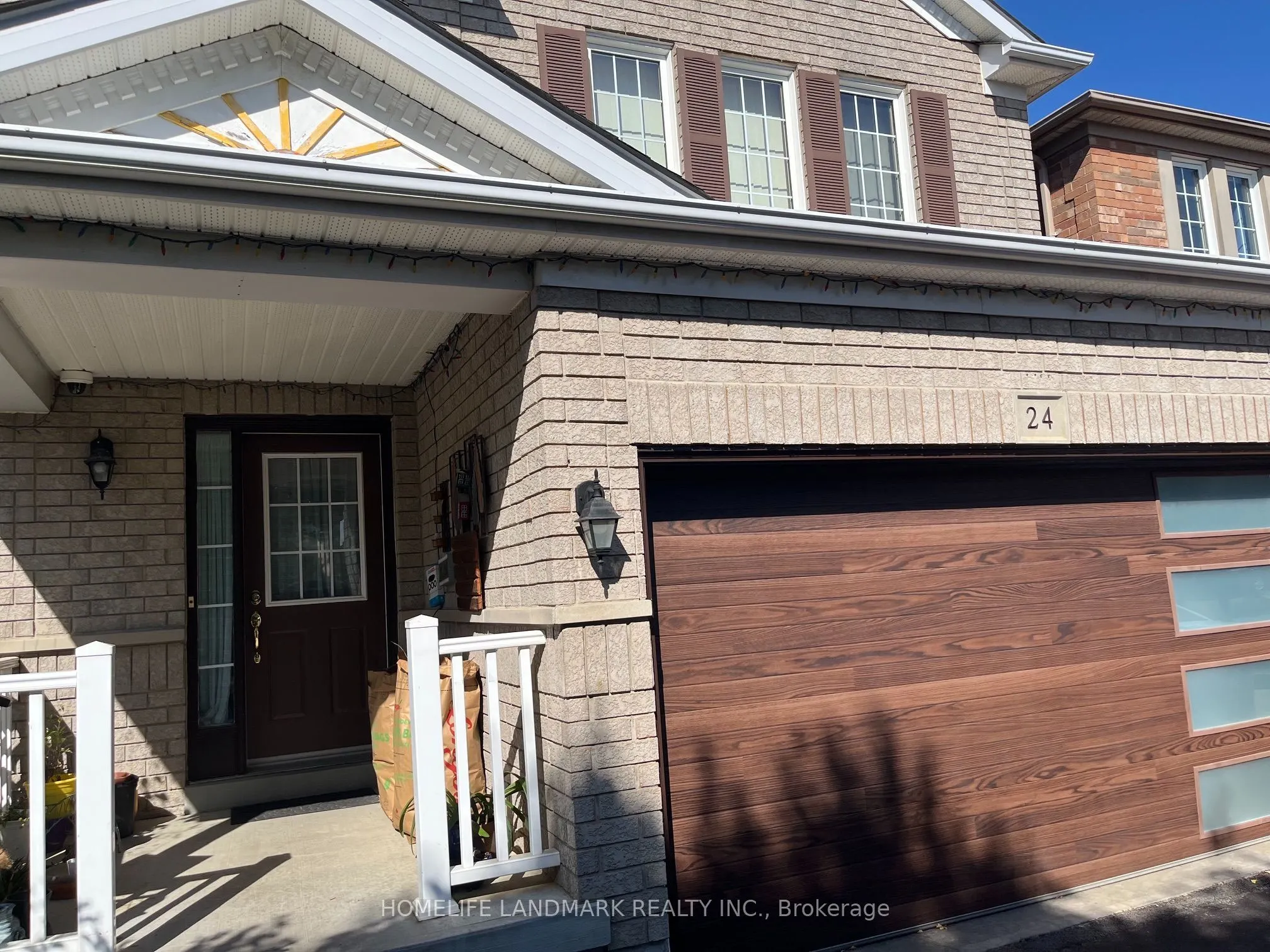 24 Gwilliam Lane