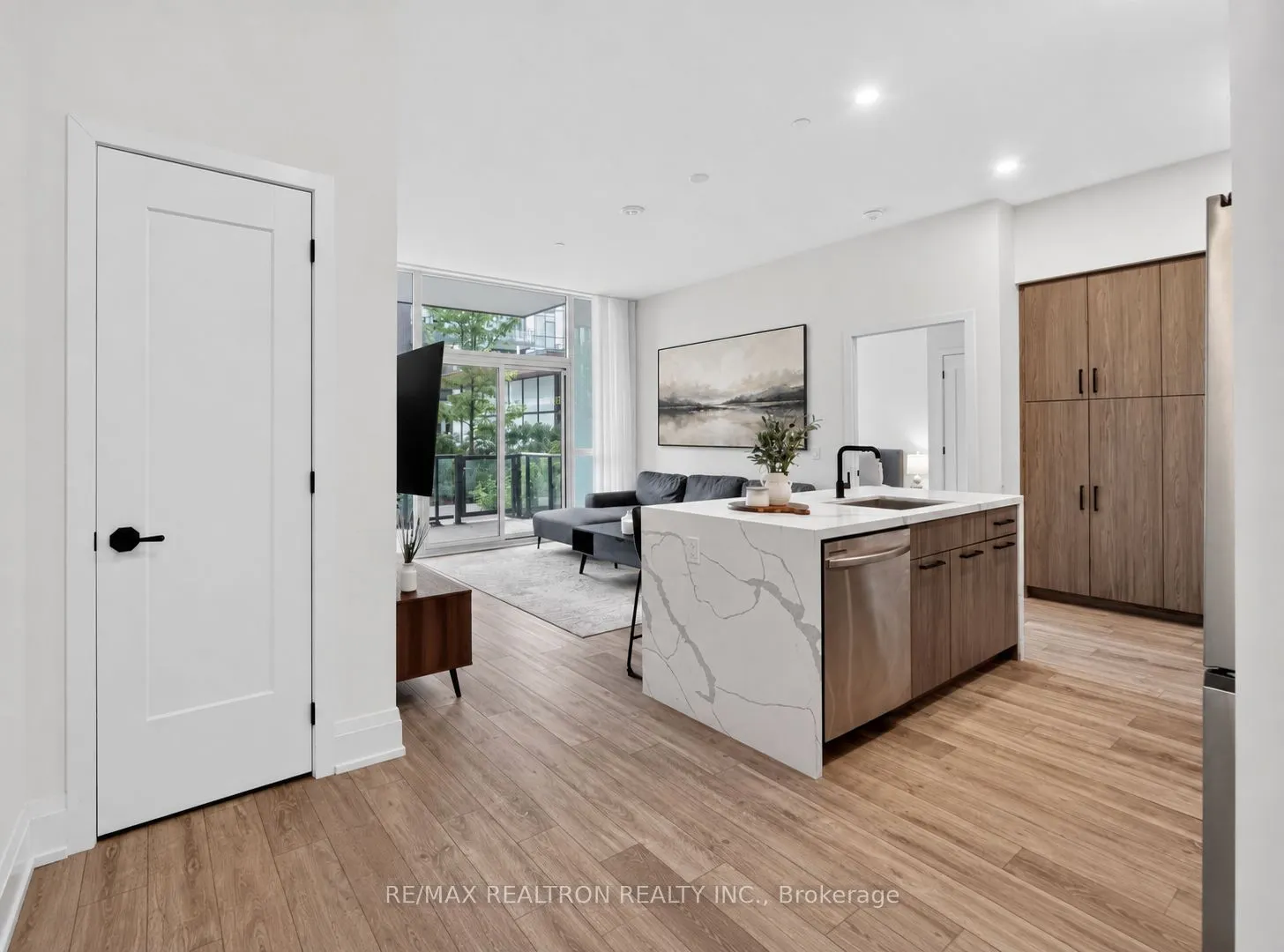 415 SeaRay Avenue #128