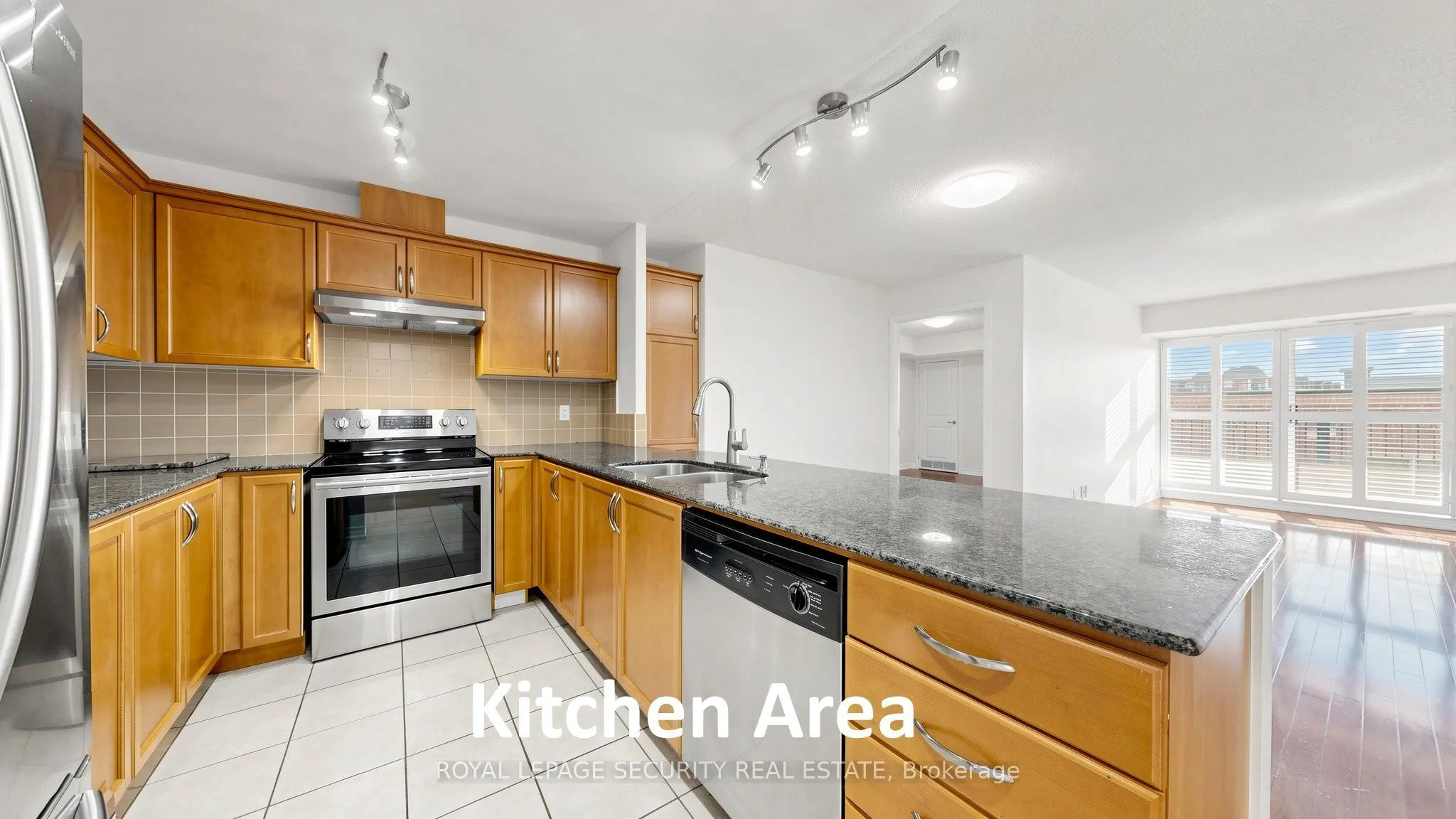 8026 Kipling Avenue #406
