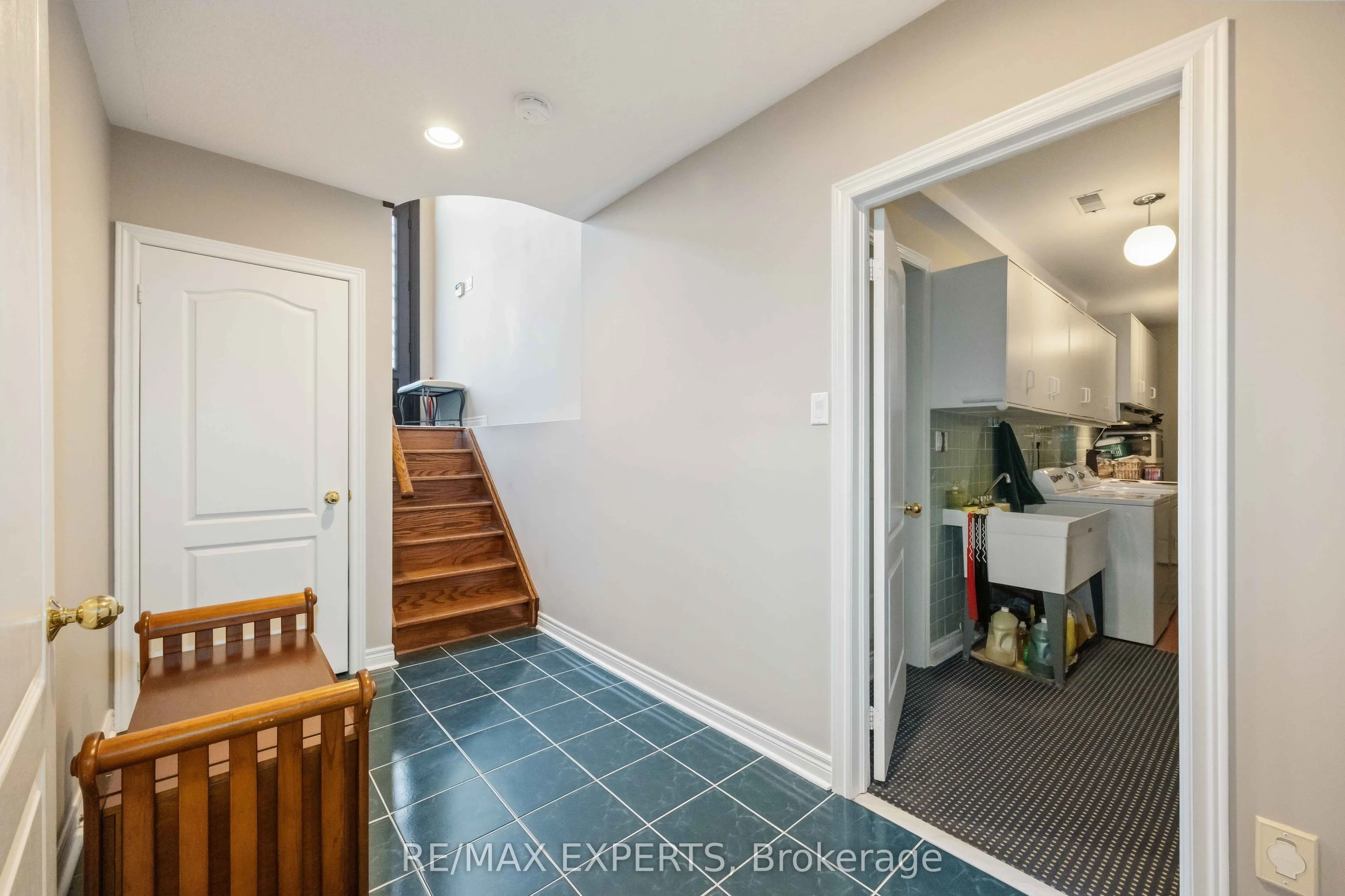 93 Velmar Drive