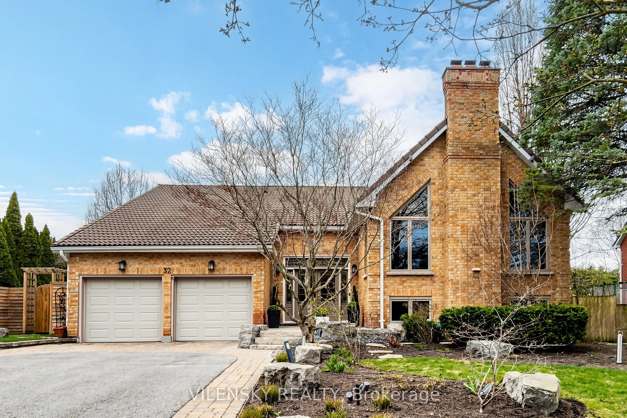 32 Whitfield Court