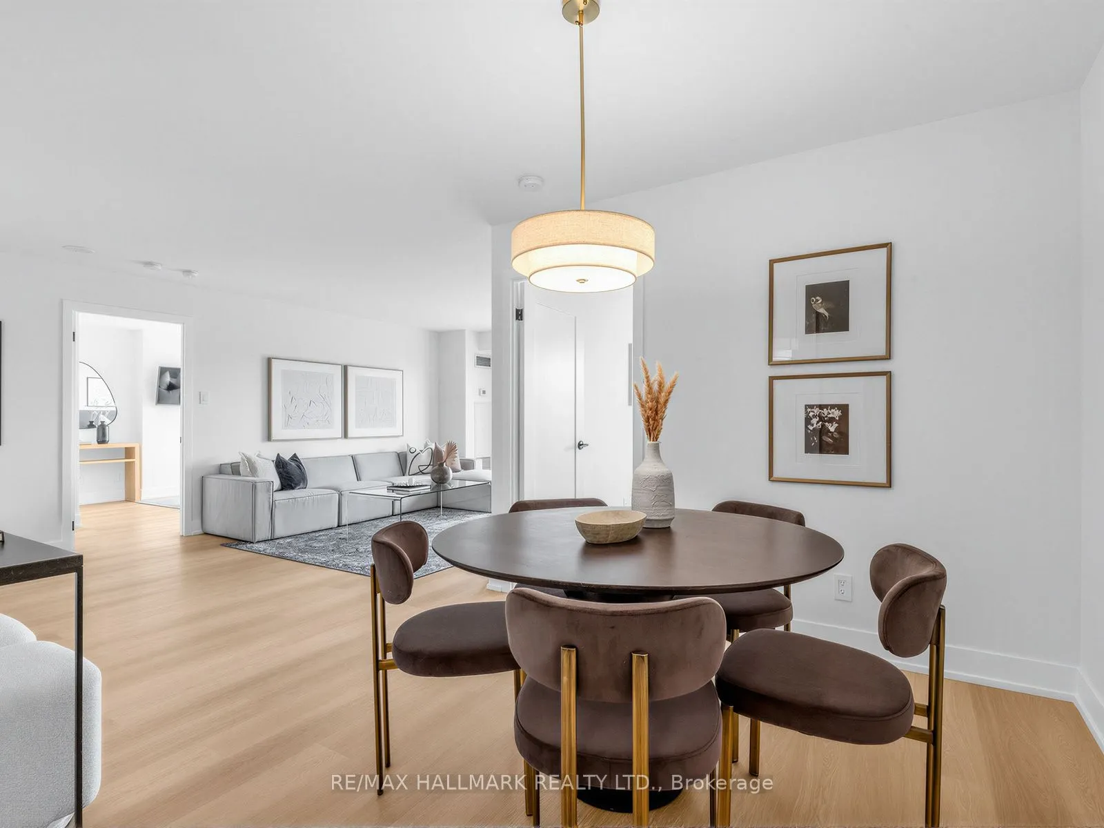 399 South Park Road #1102