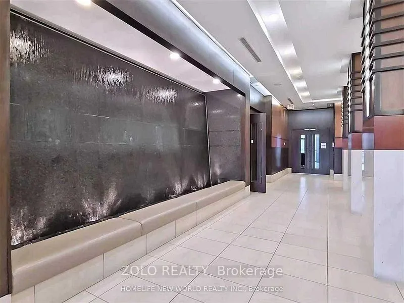 33 Cox Boulevard #318