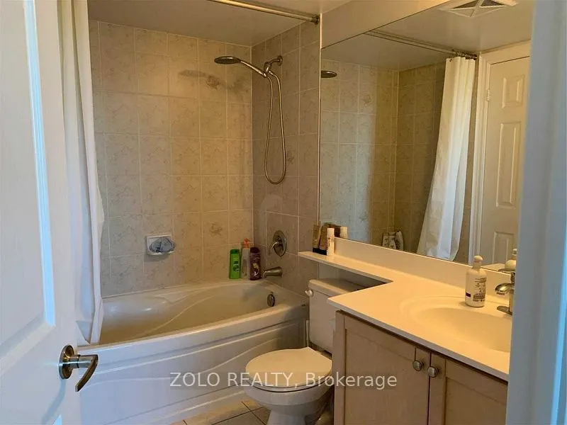 33 Cox Boulevard #318