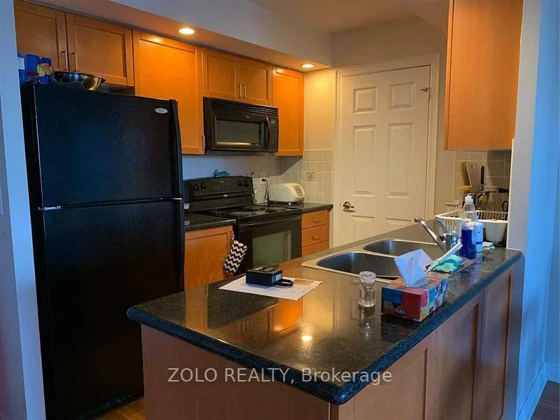 33 Cox Boulevard #318