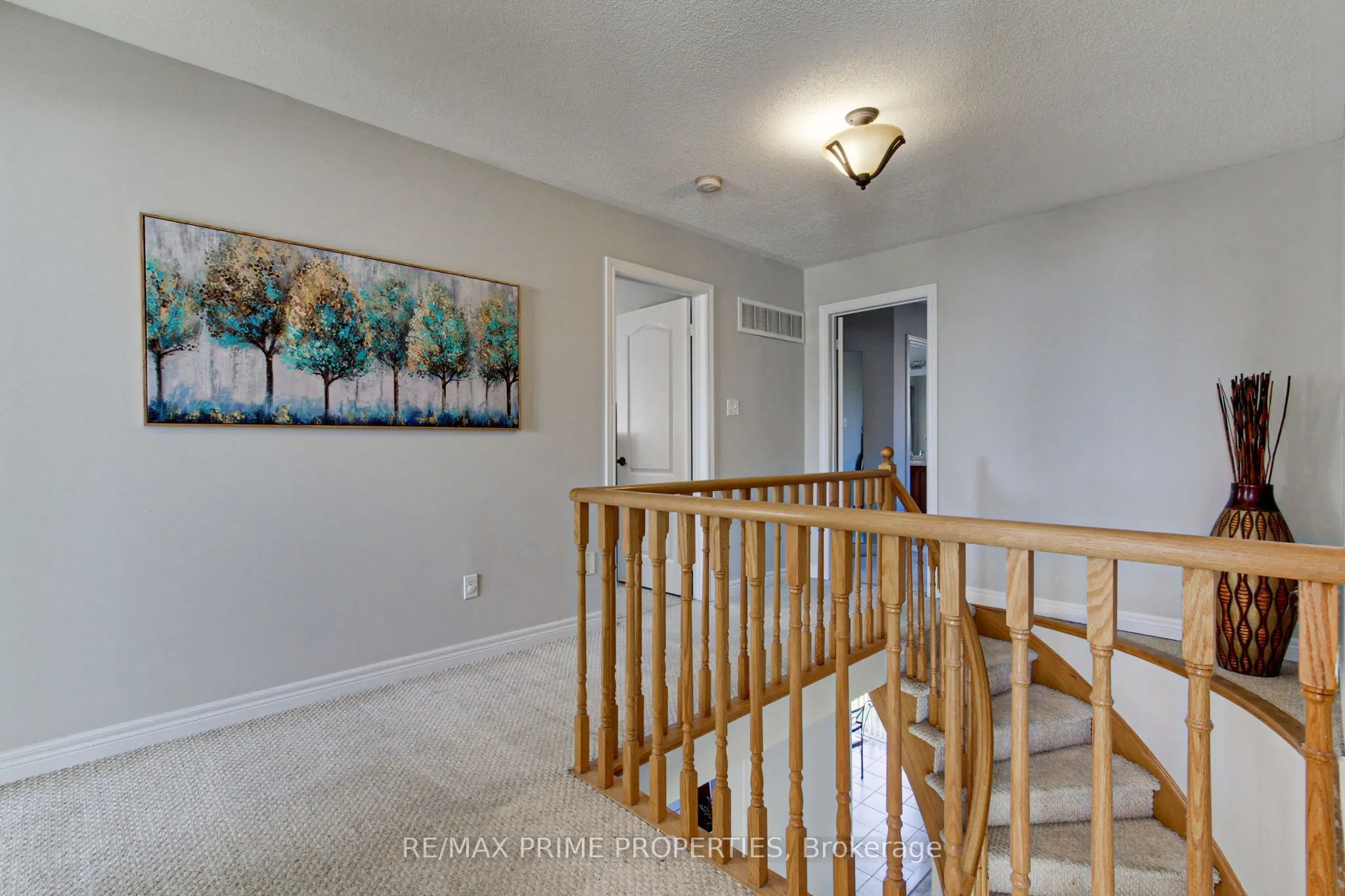 64 Ian Drive