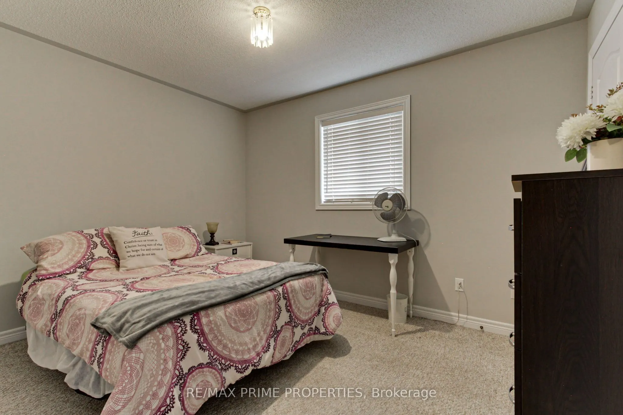64 Ian Drive