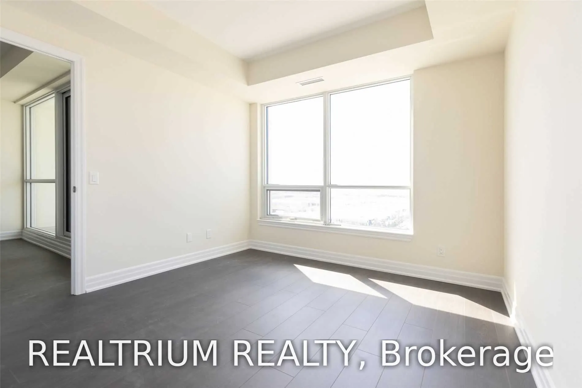 9075 Jane Street #1407