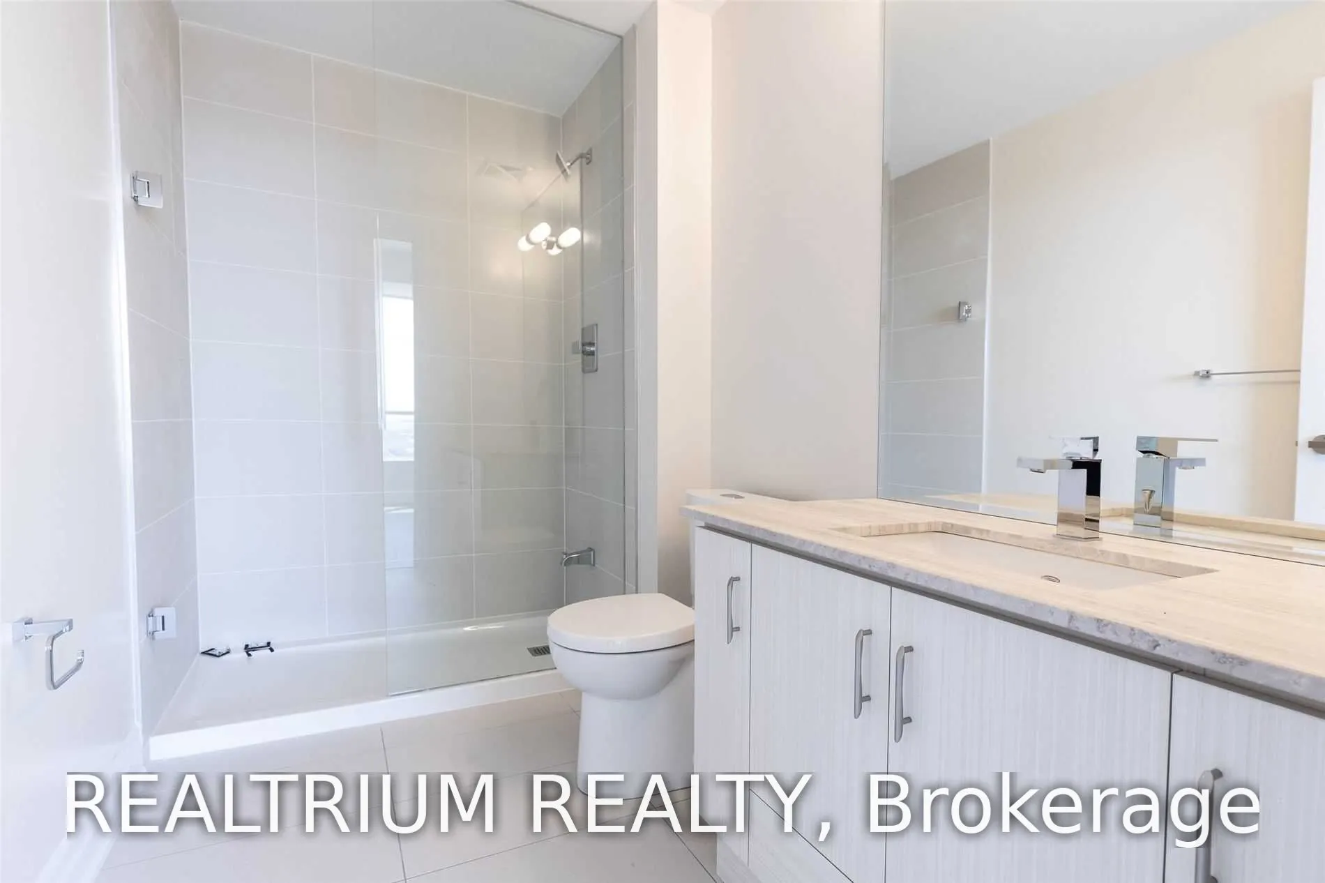 9075 Jane Street #1407
