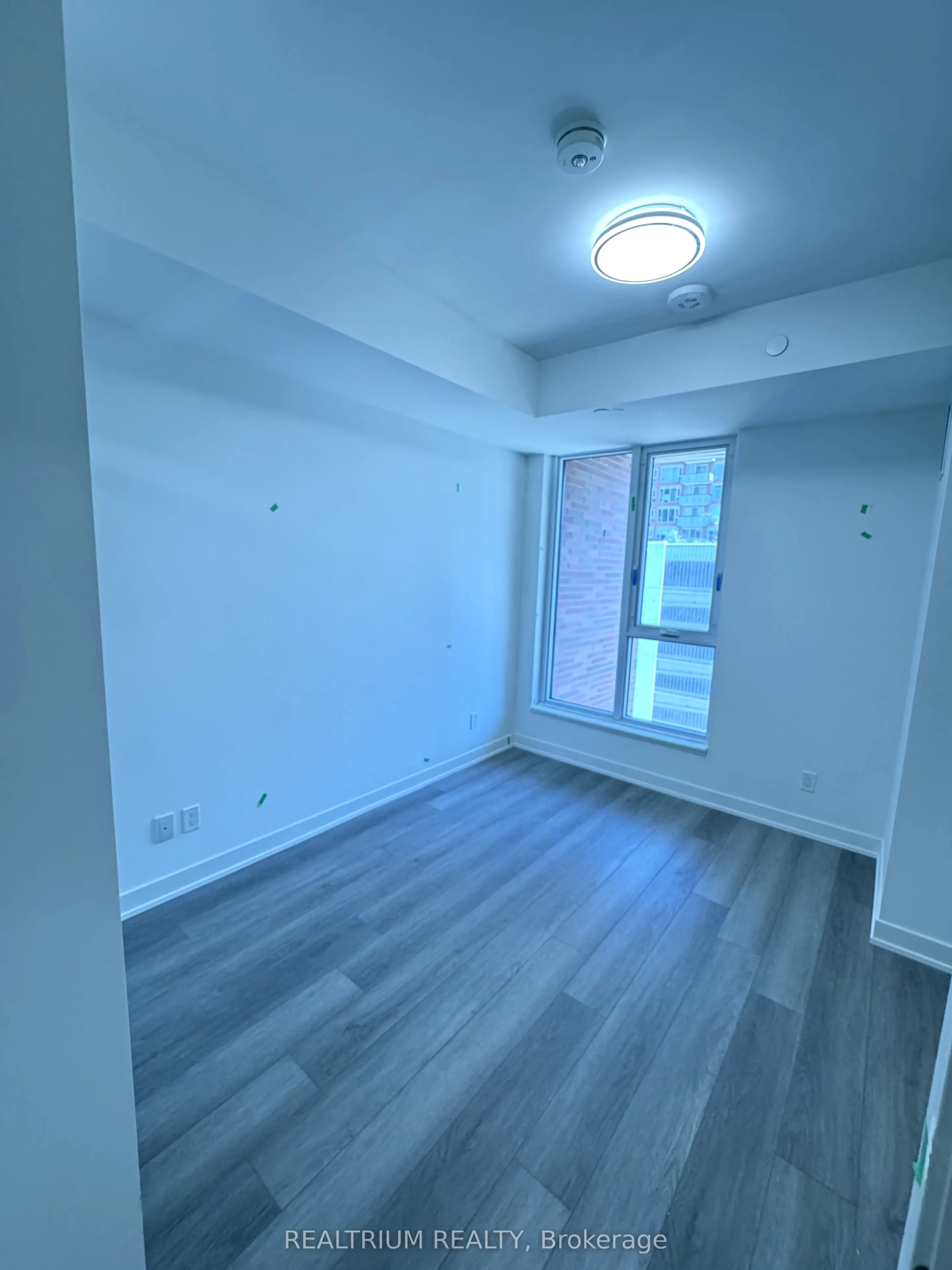 38 Simcoe Promenade #804