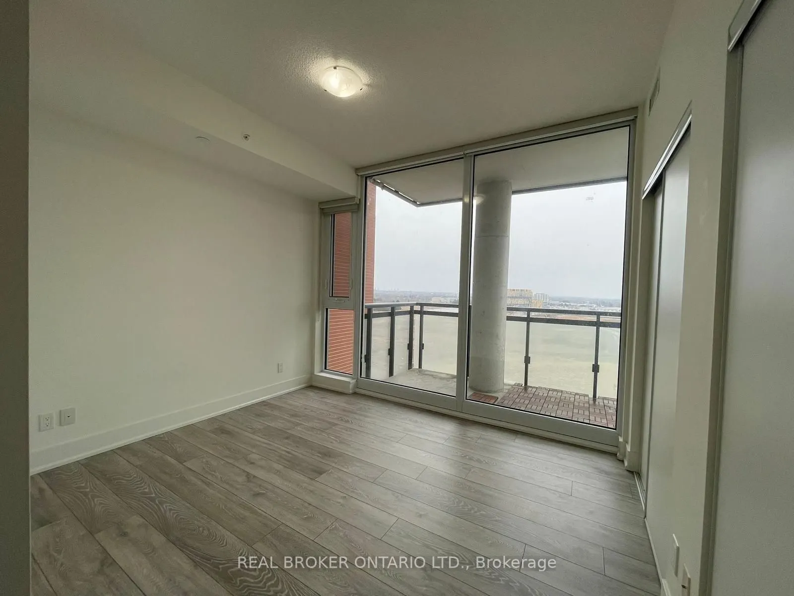 180 Enterprise Boulevard #806K