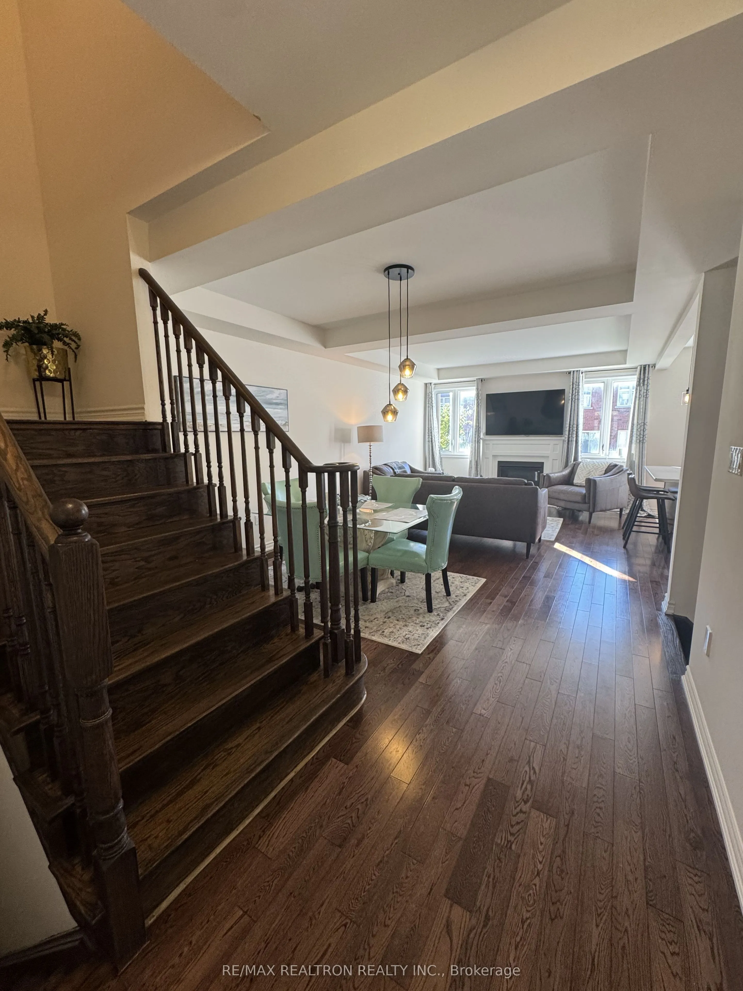 49 Mondial Crescent