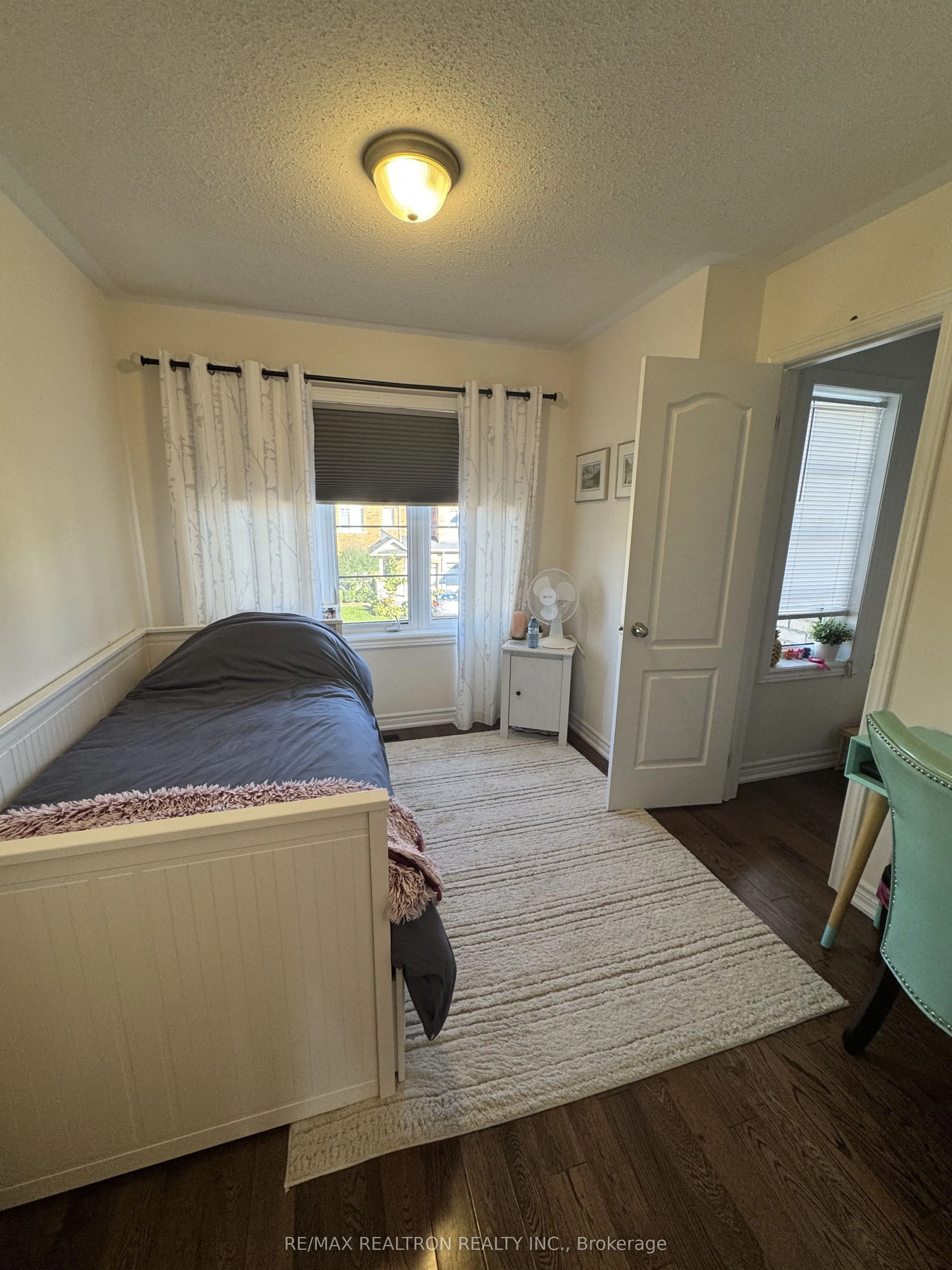 49 Mondial Crescent