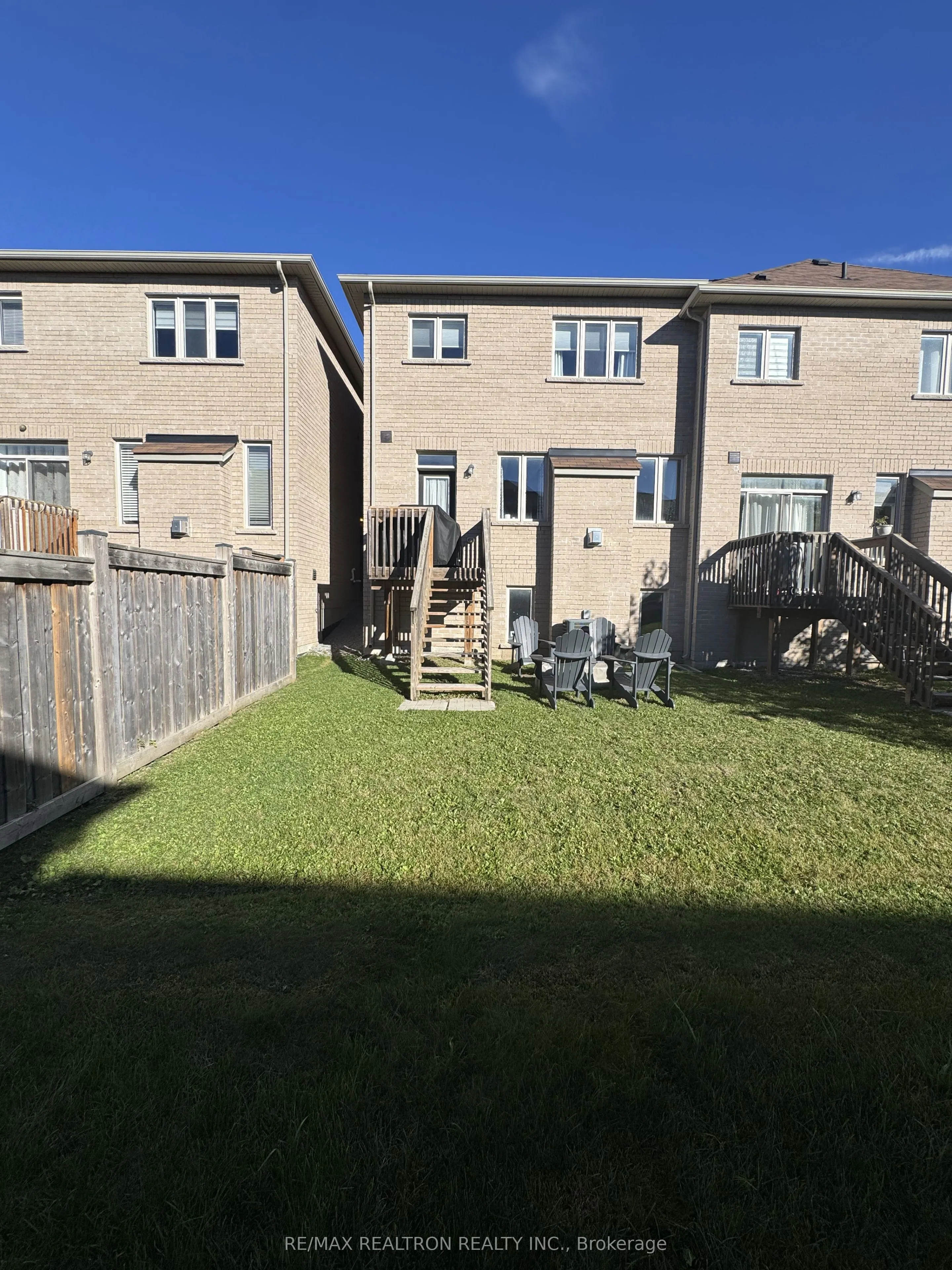49 Mondial Crescent