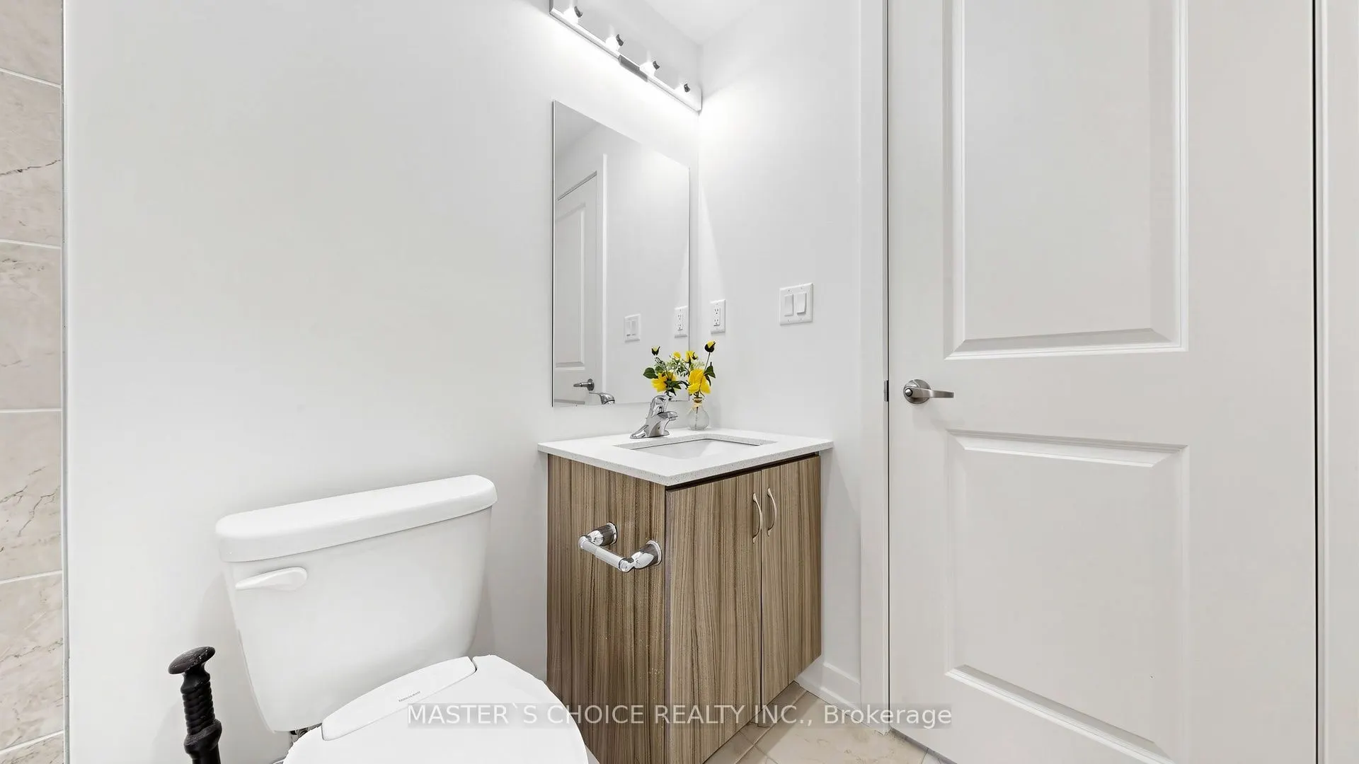 56 Elizabeth Street #1404