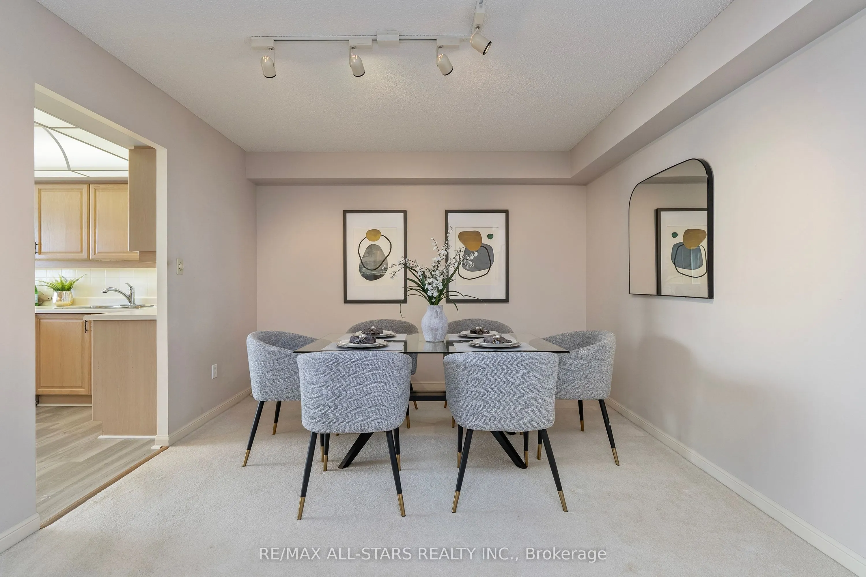 610 Bullock Drive #1102