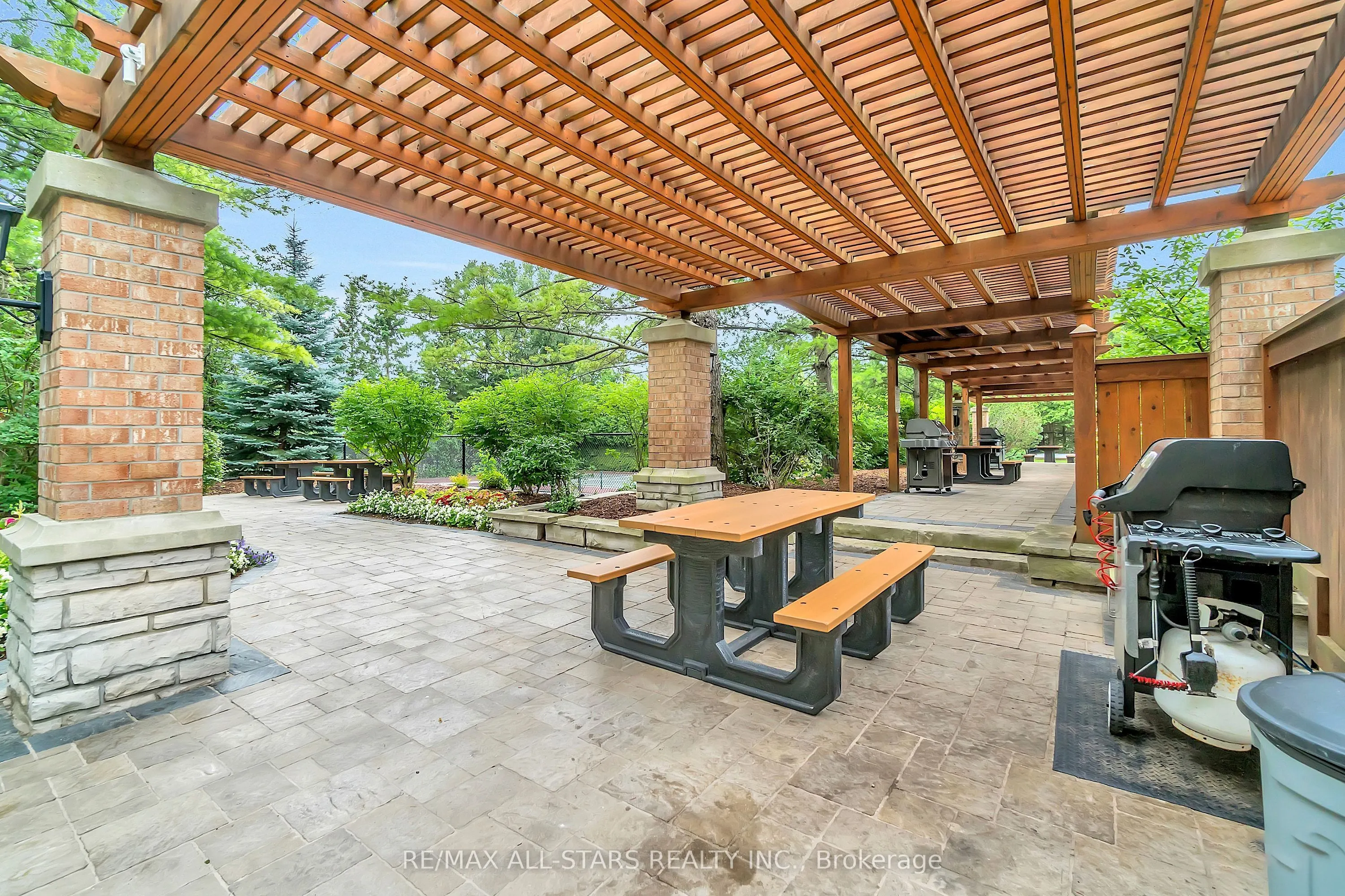 610 Bullock Drive #1102