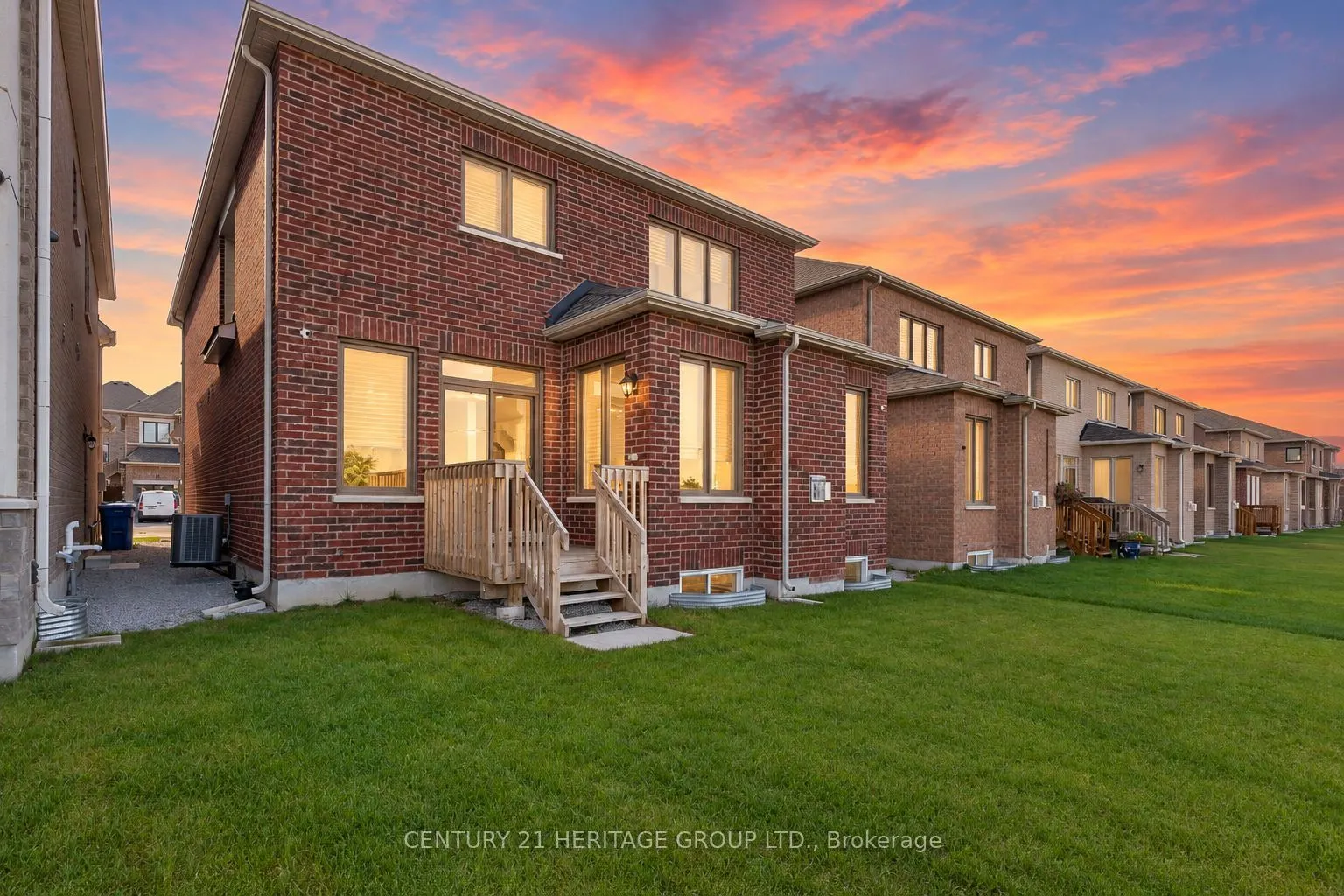 147 Meadow Vista Crescent
