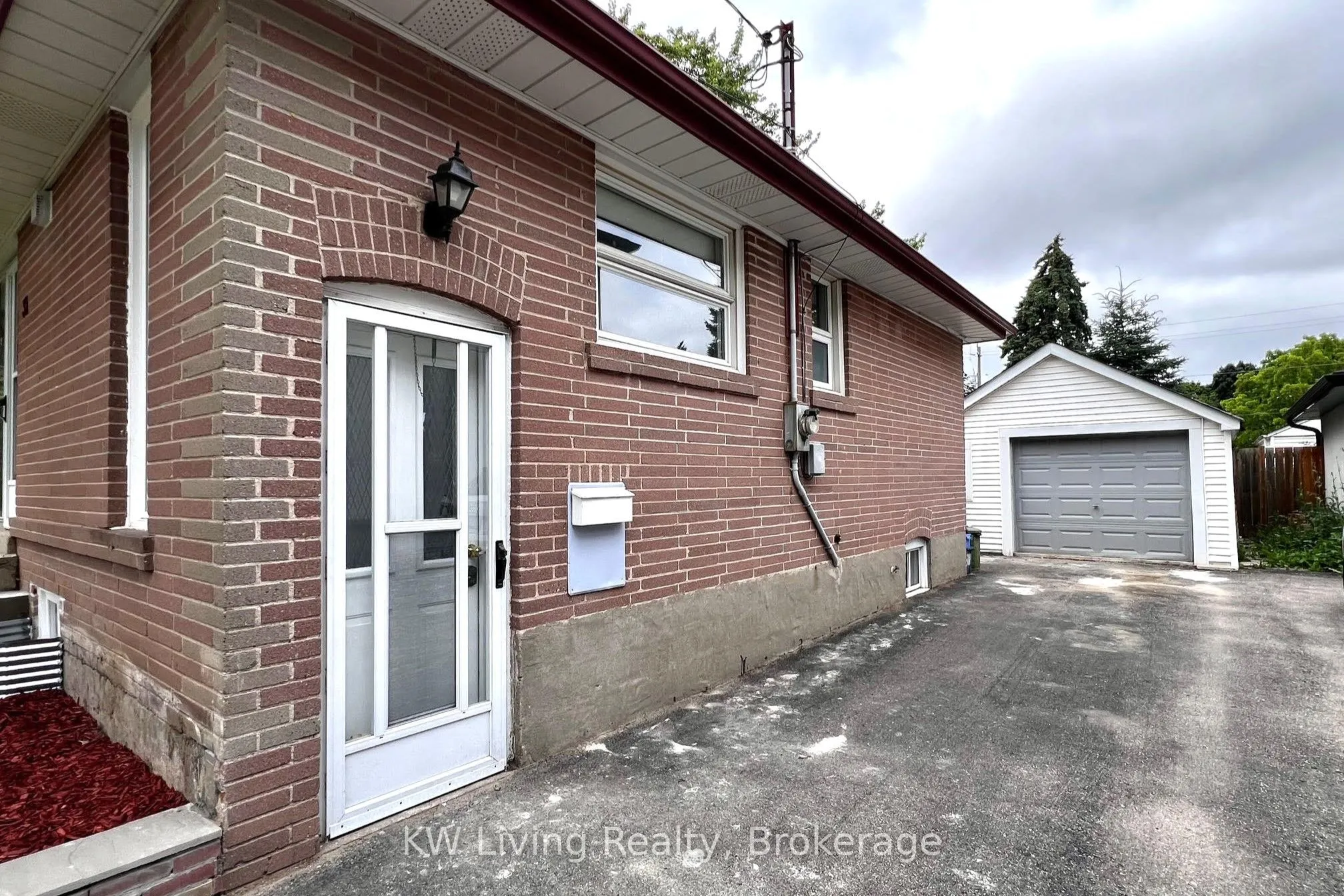 311 Boisdale Avenue #Basement