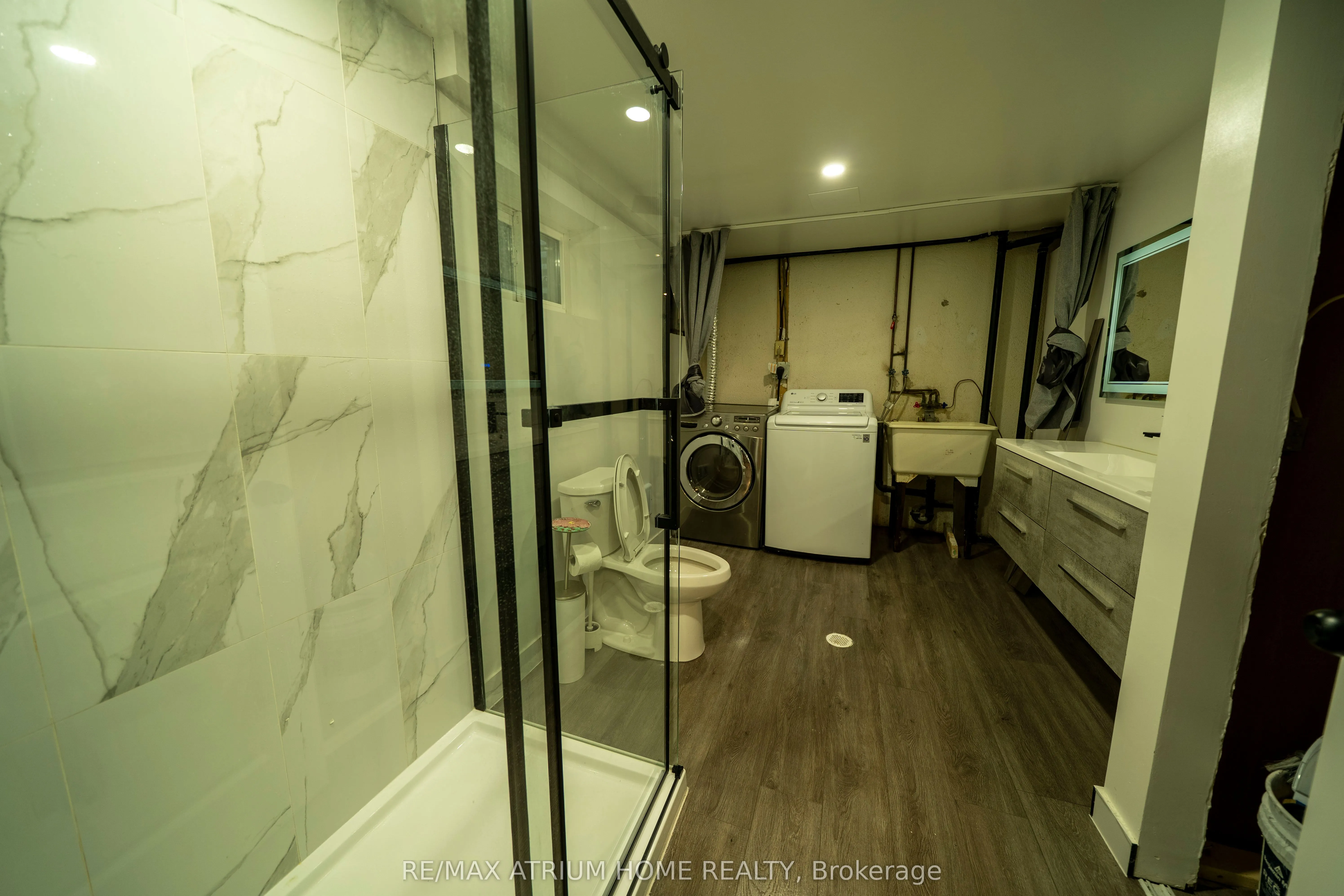 38 Reith Way #400