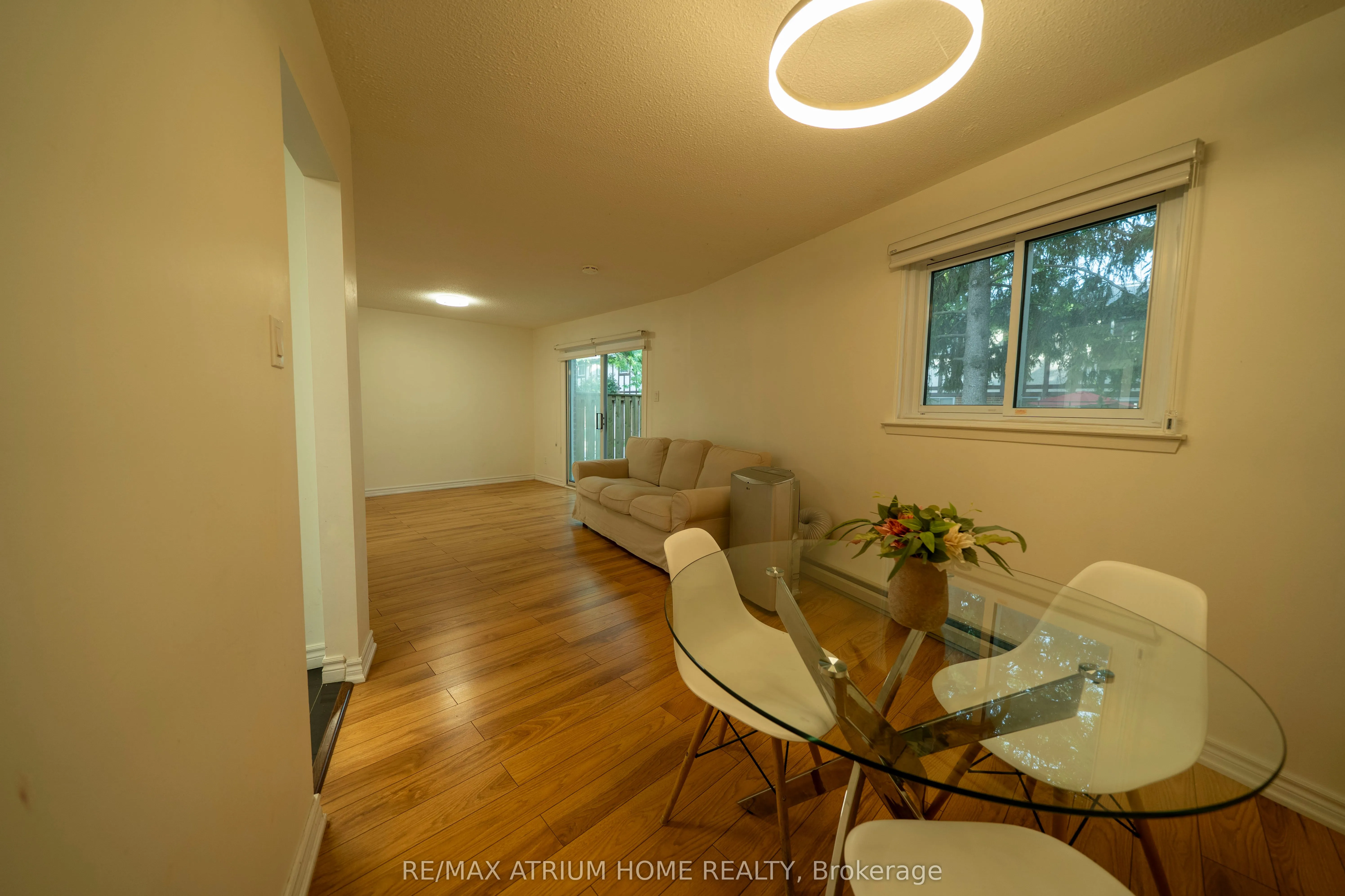 38 Reith Way #400