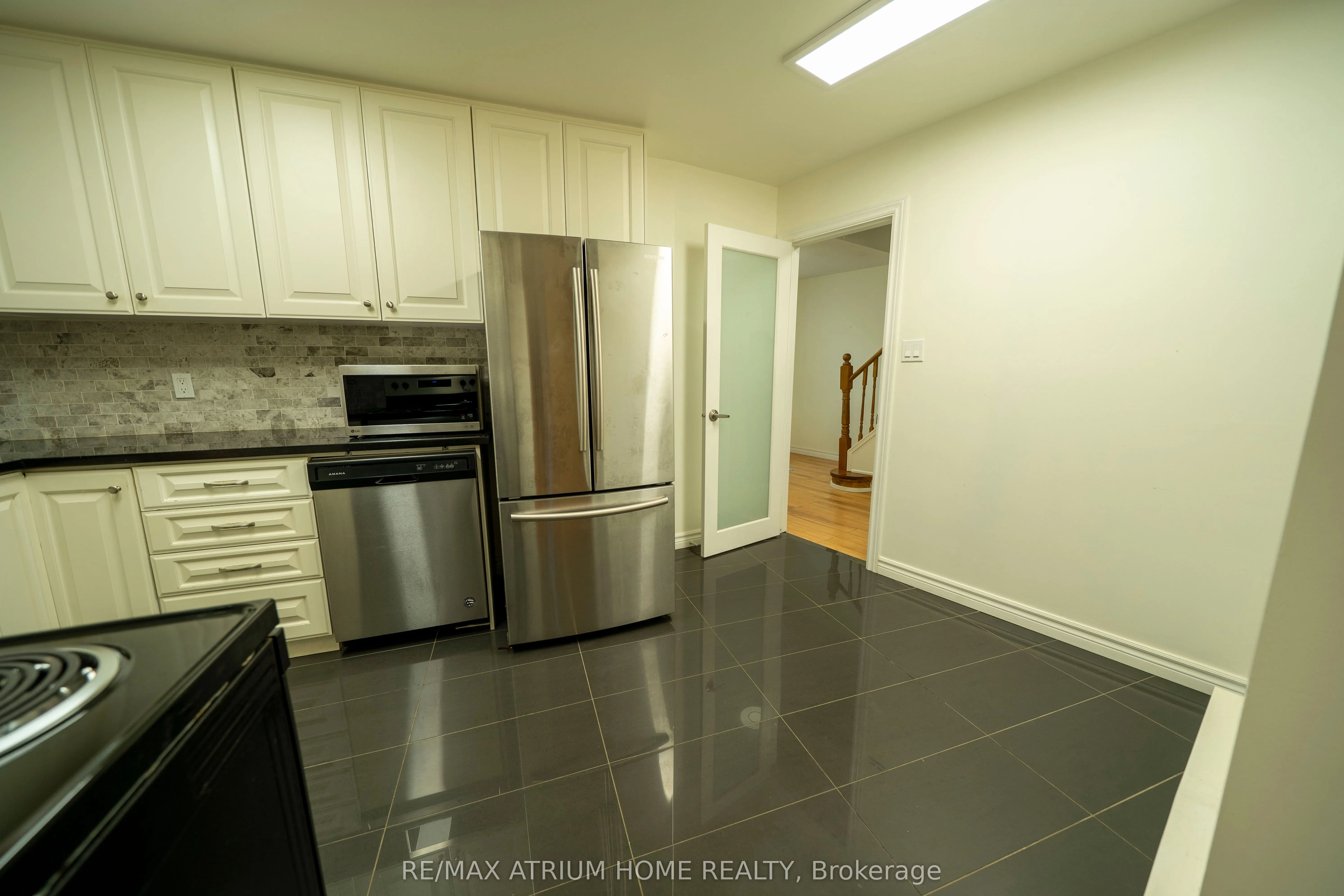 38 Reith Way #400