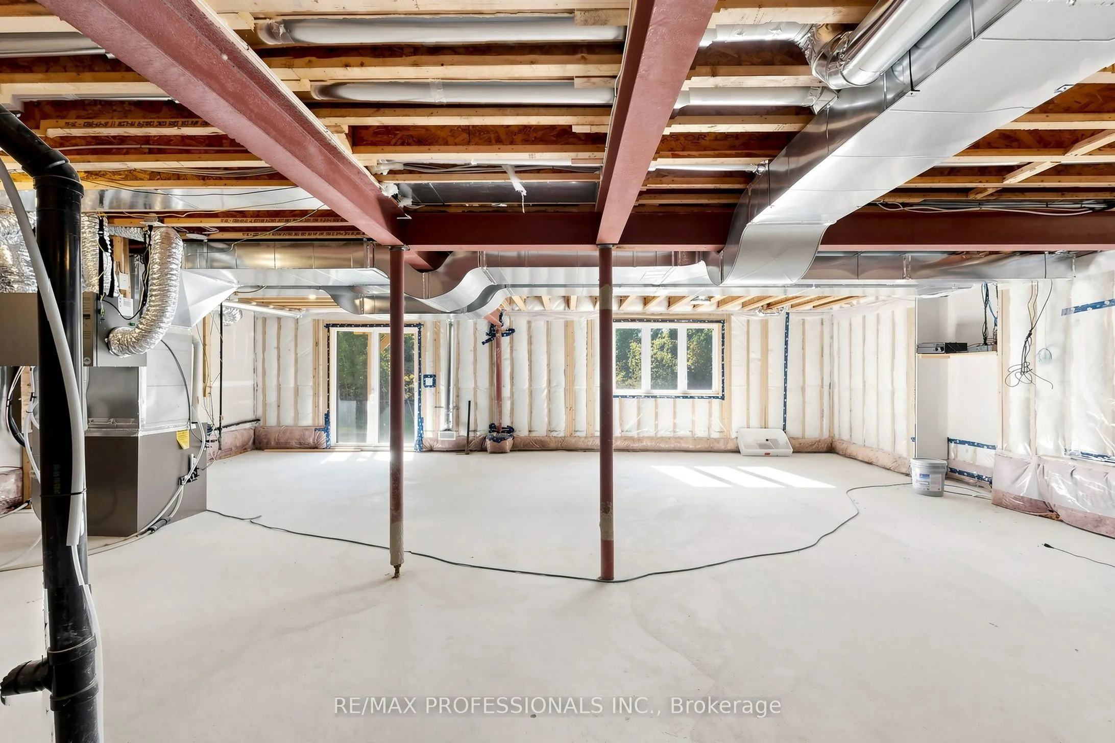 1450 Davis Loop